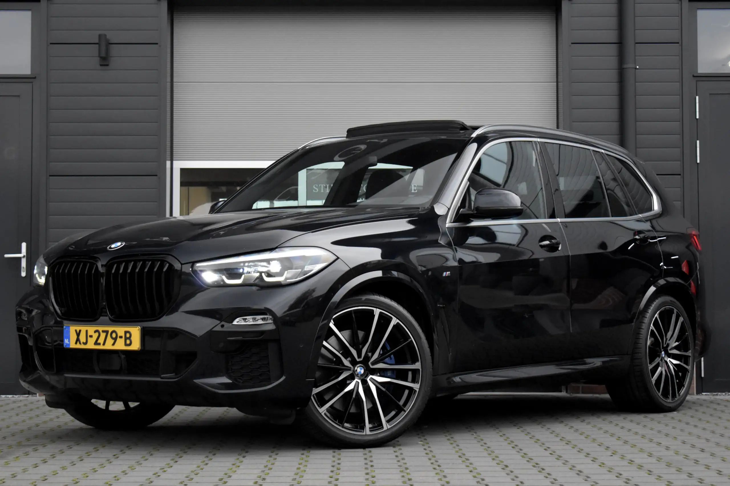 BMW - X5