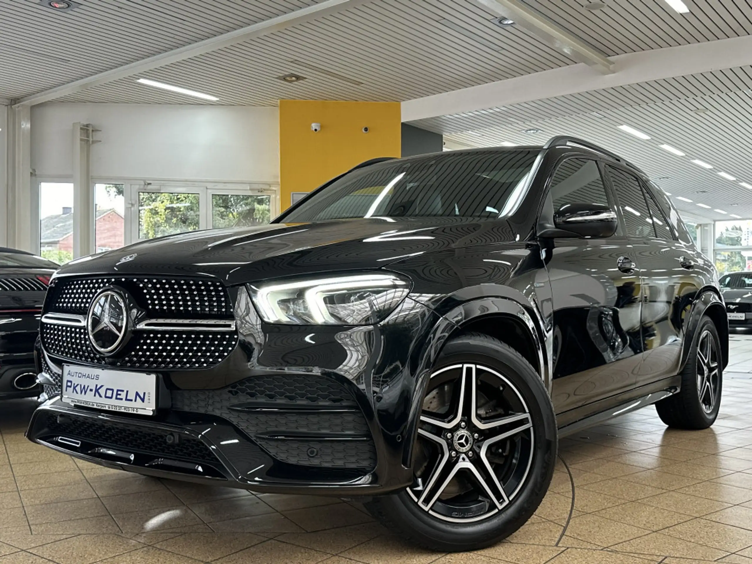 Mercedes-Benz - GLE 350