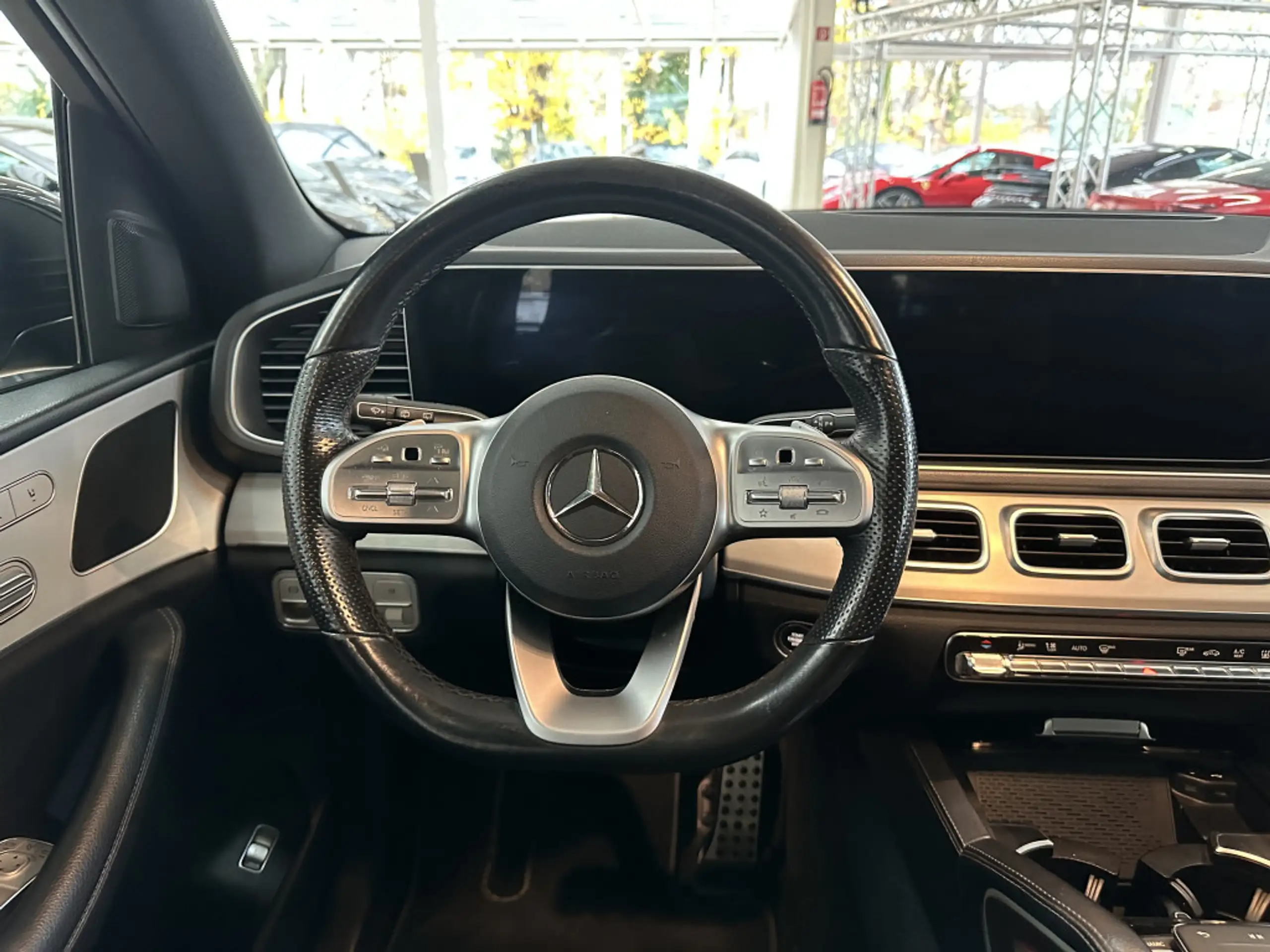 Mercedes-Benz - GLE 350