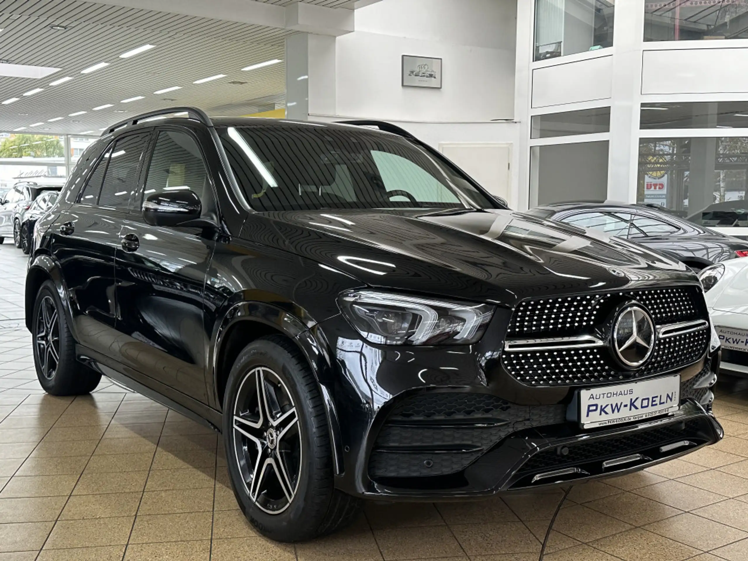 Mercedes-Benz - GLE 350