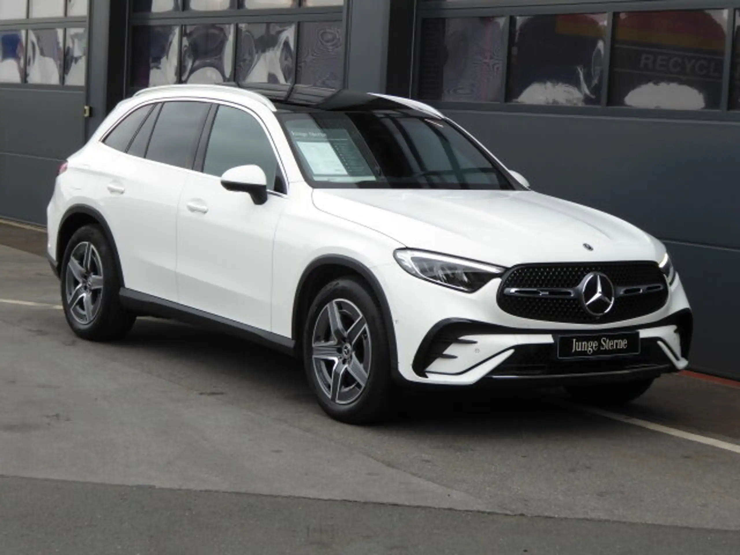 Mercedes-Benz GLC 220 2023