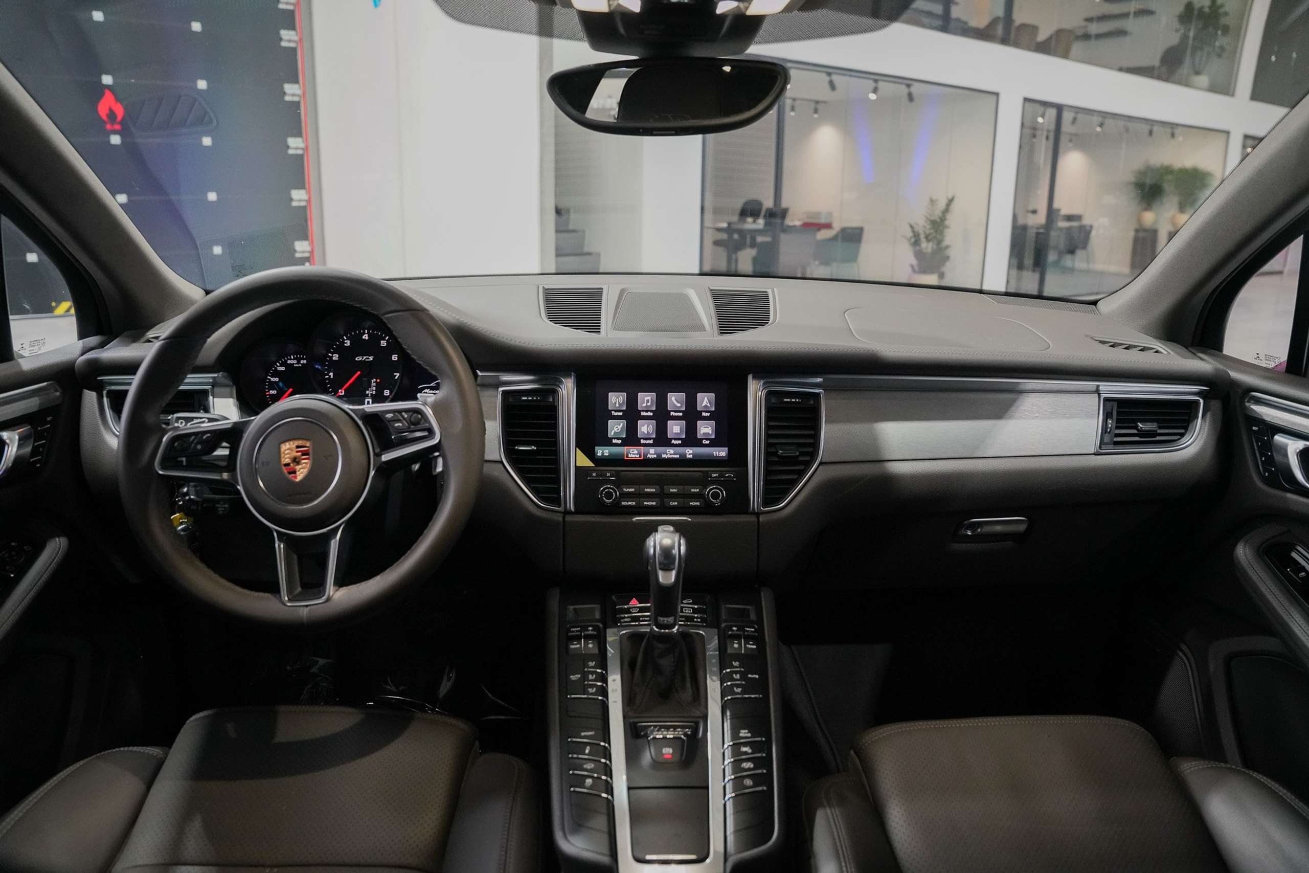 Porsche - Macan