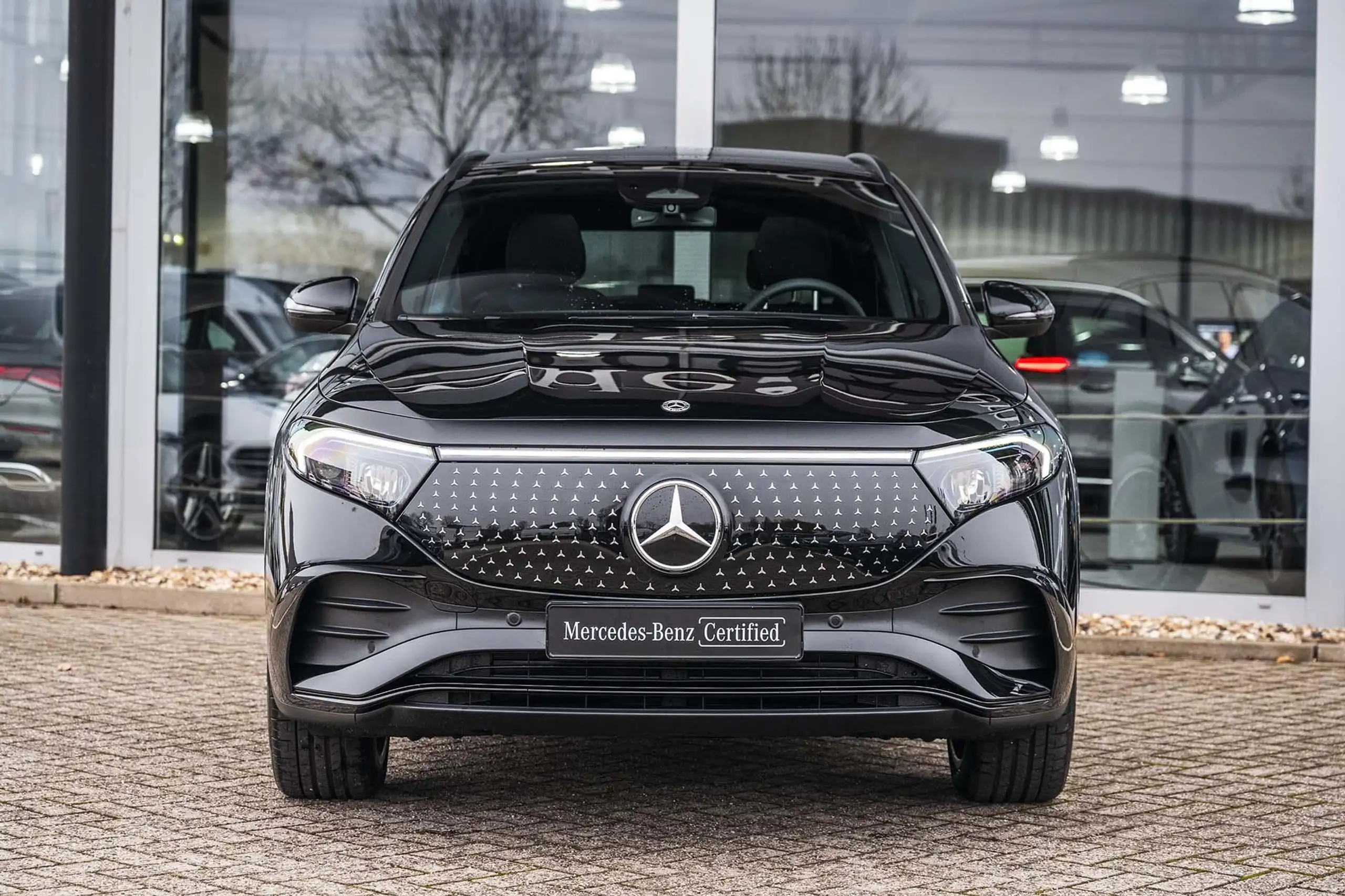 Mercedes-Benz - EQA