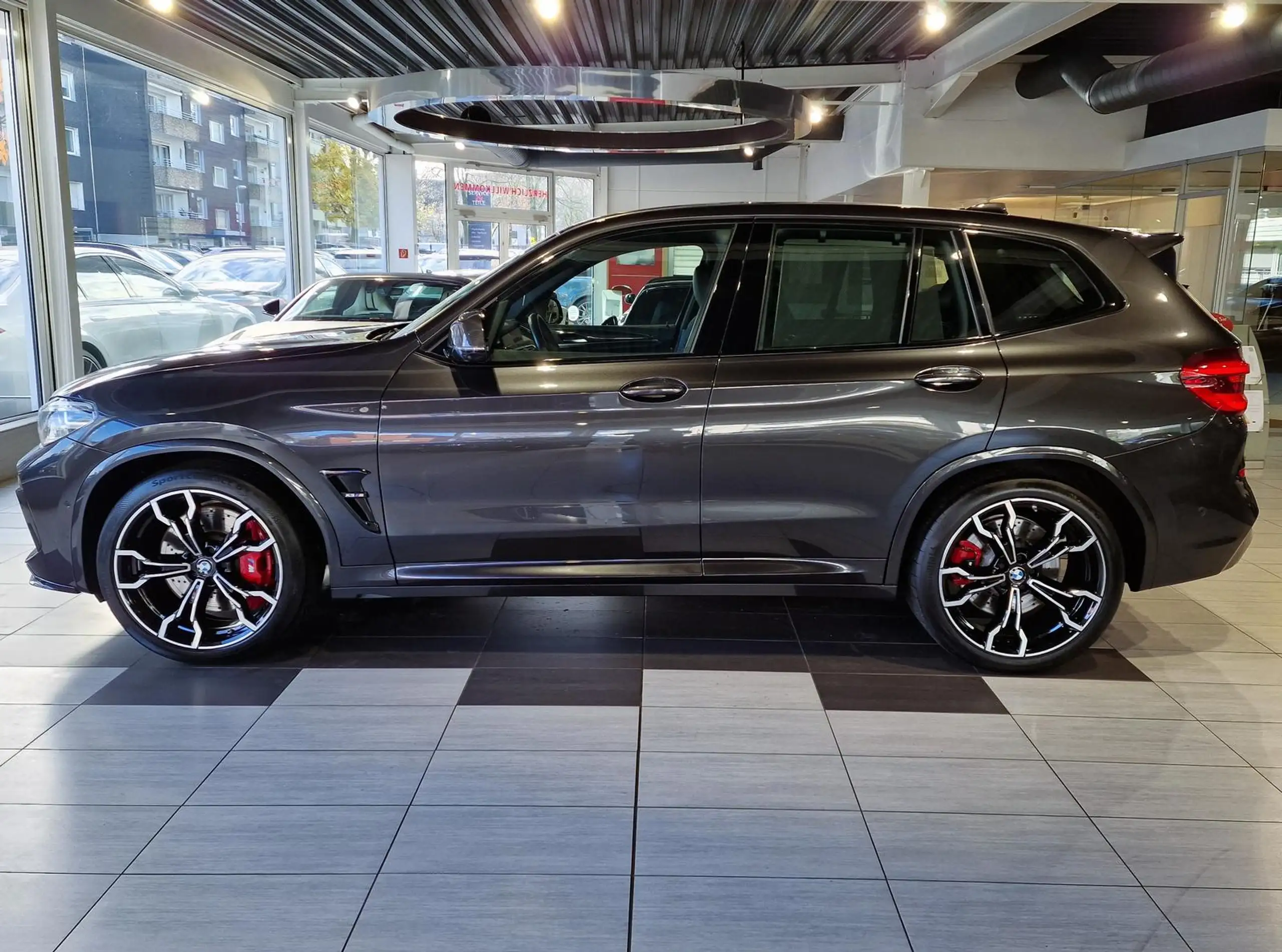 BMW - X3 M