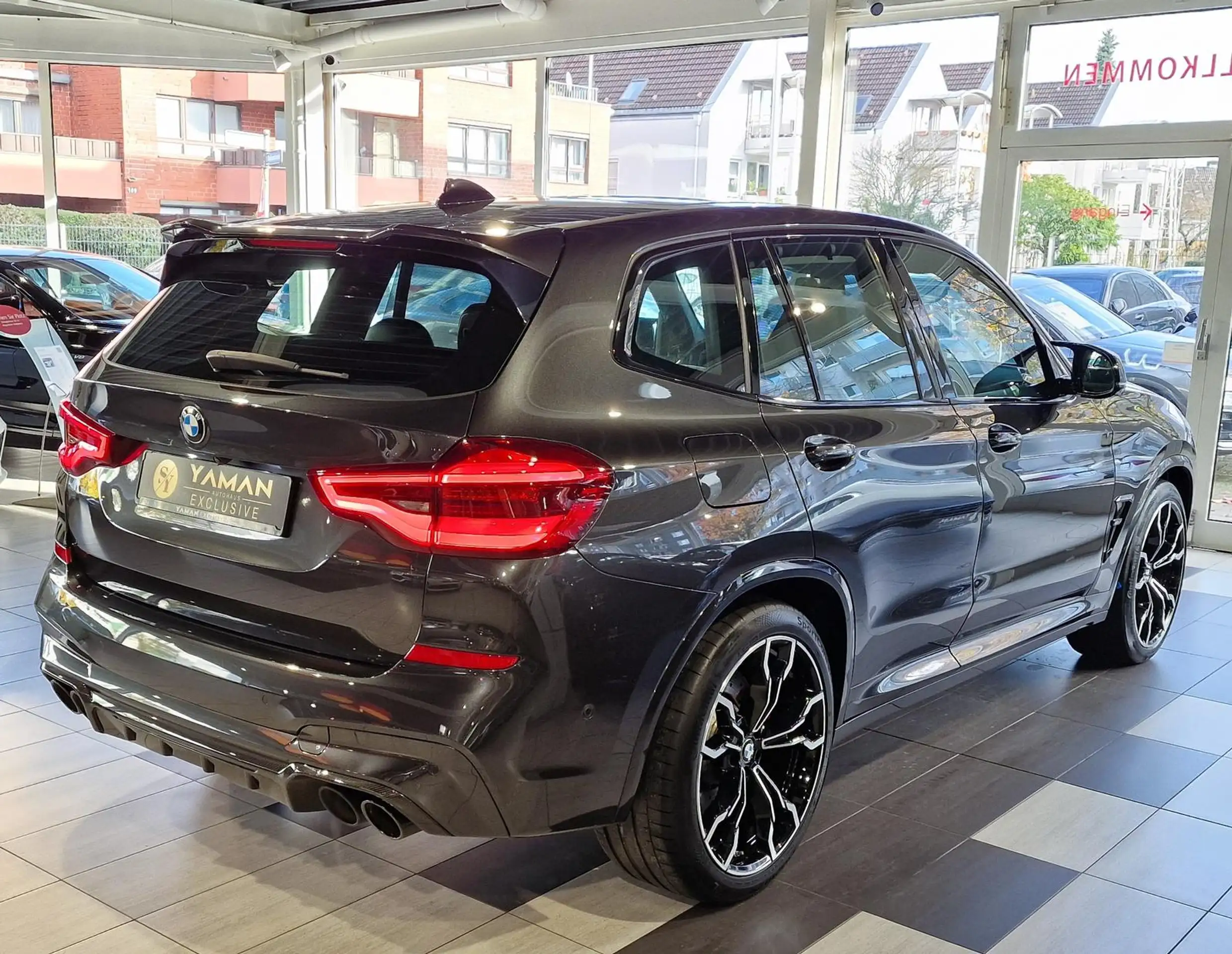 BMW - X3 M