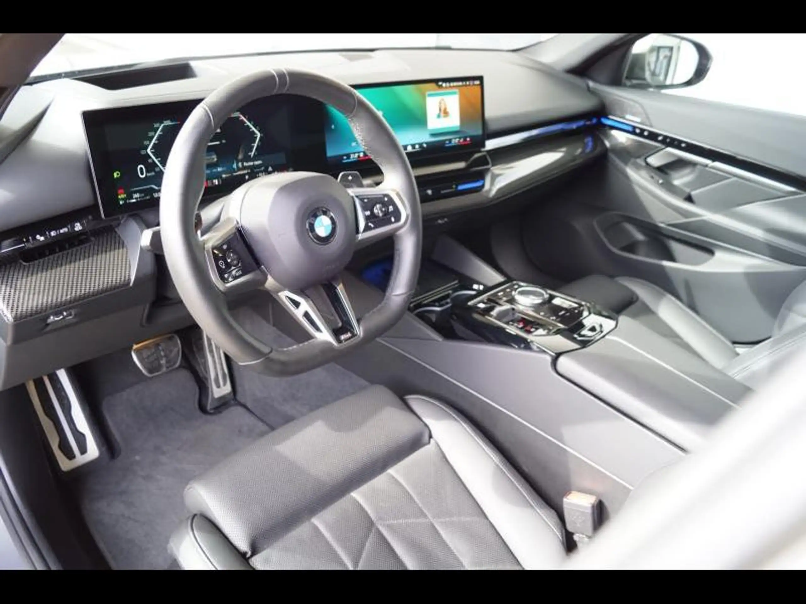 BMW - 520