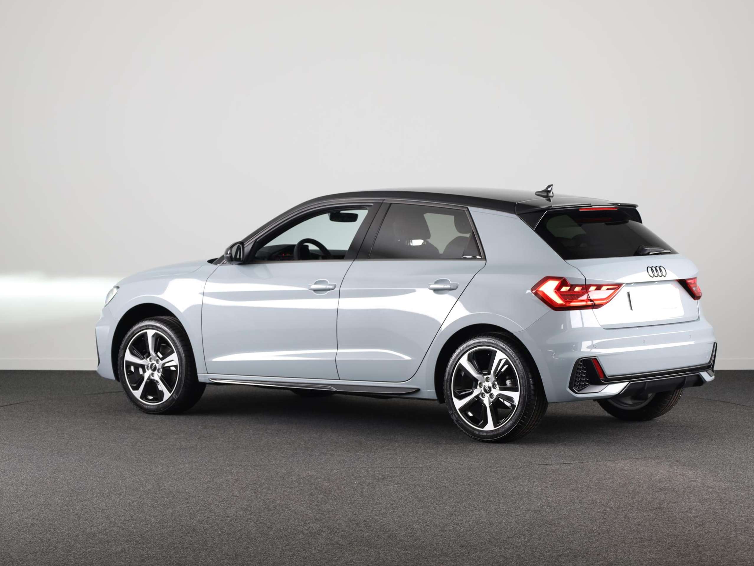 Audi - A1