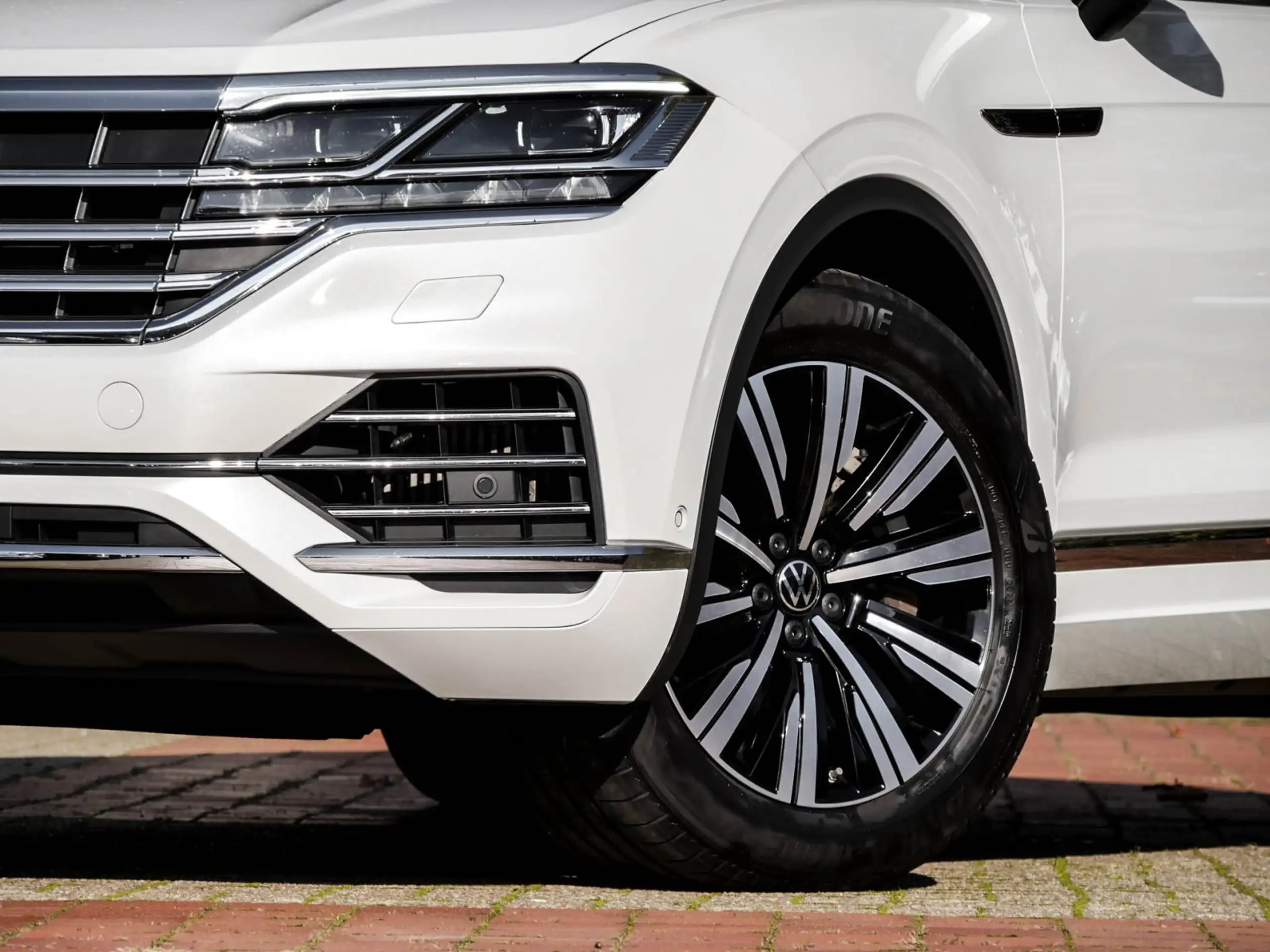 Volkswagen - Touareg