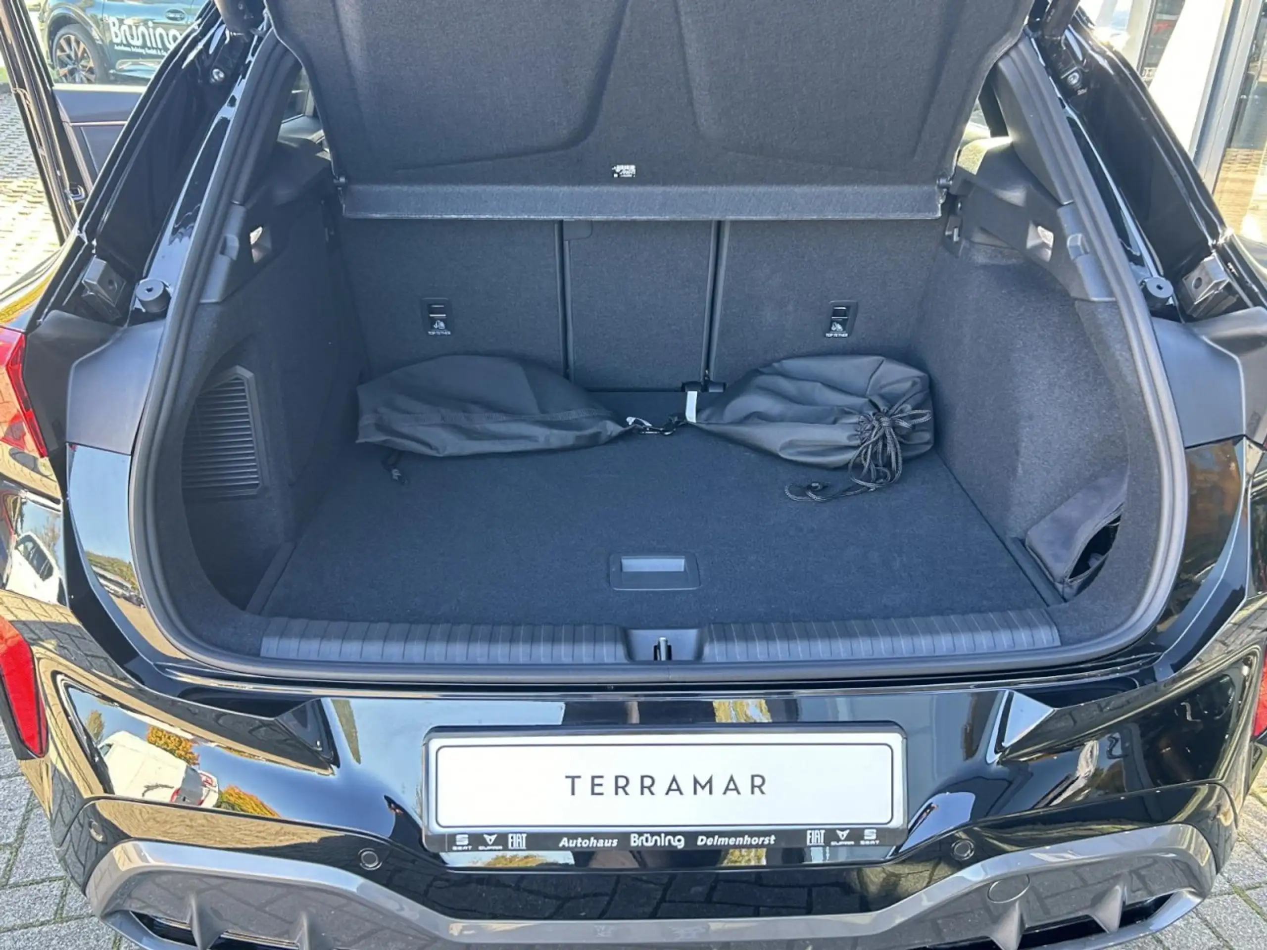 CUPRA - Terramar