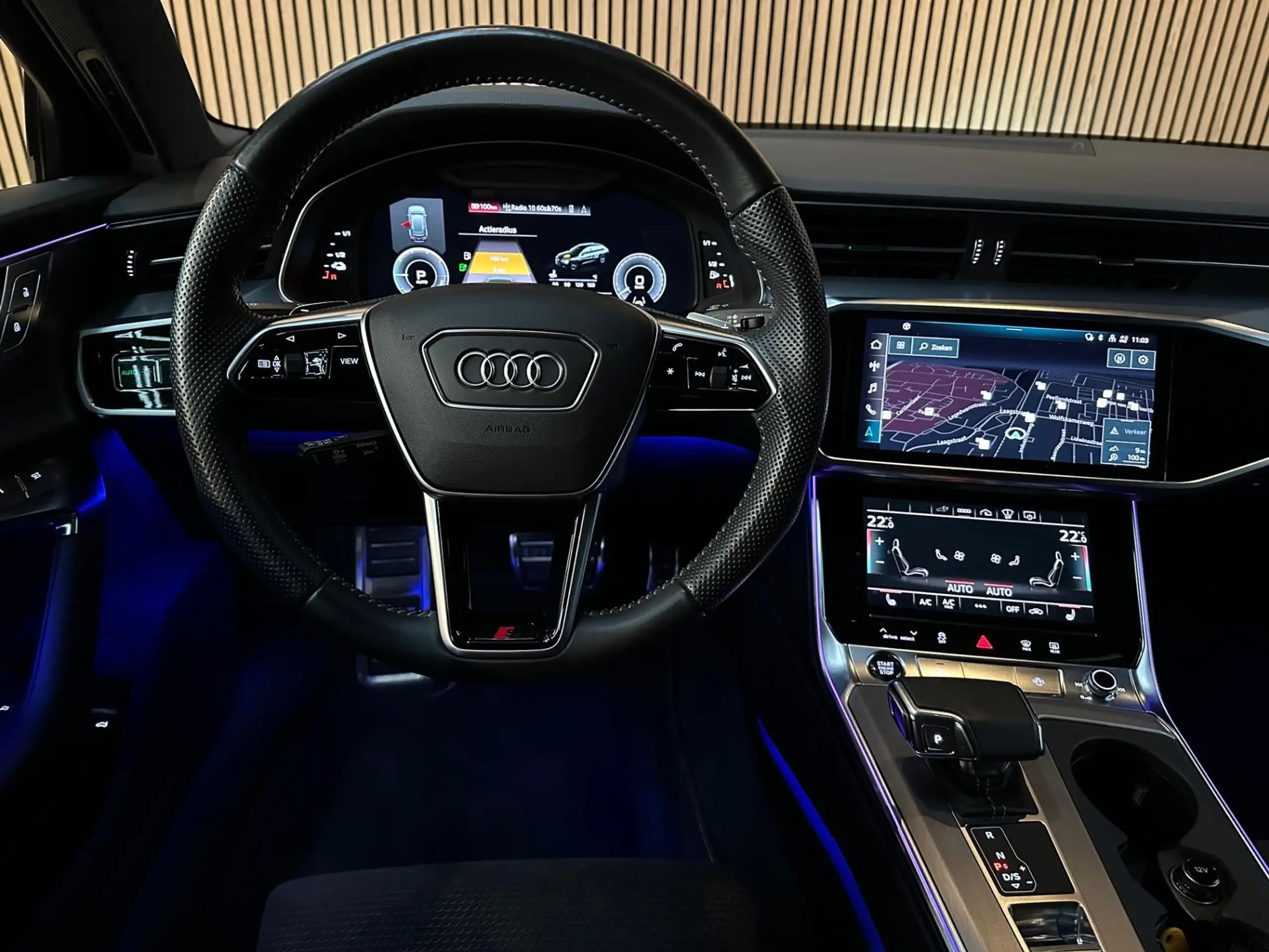 Audi - A6