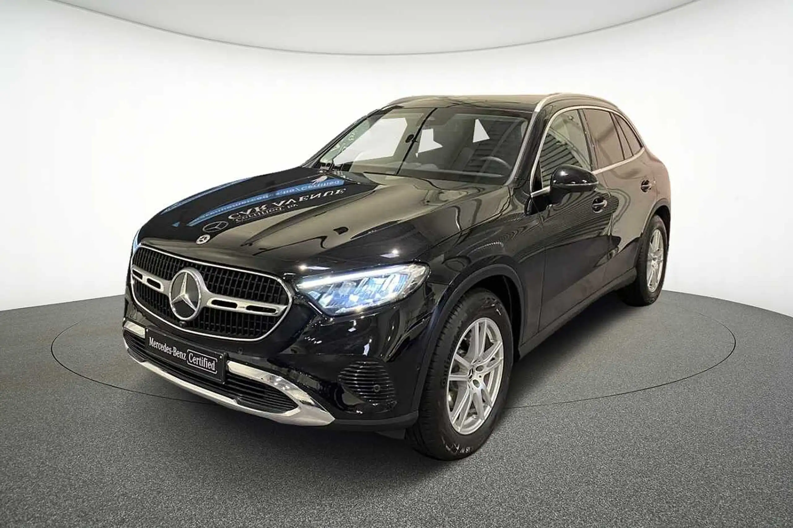 Mercedes-Benz - GLC 220