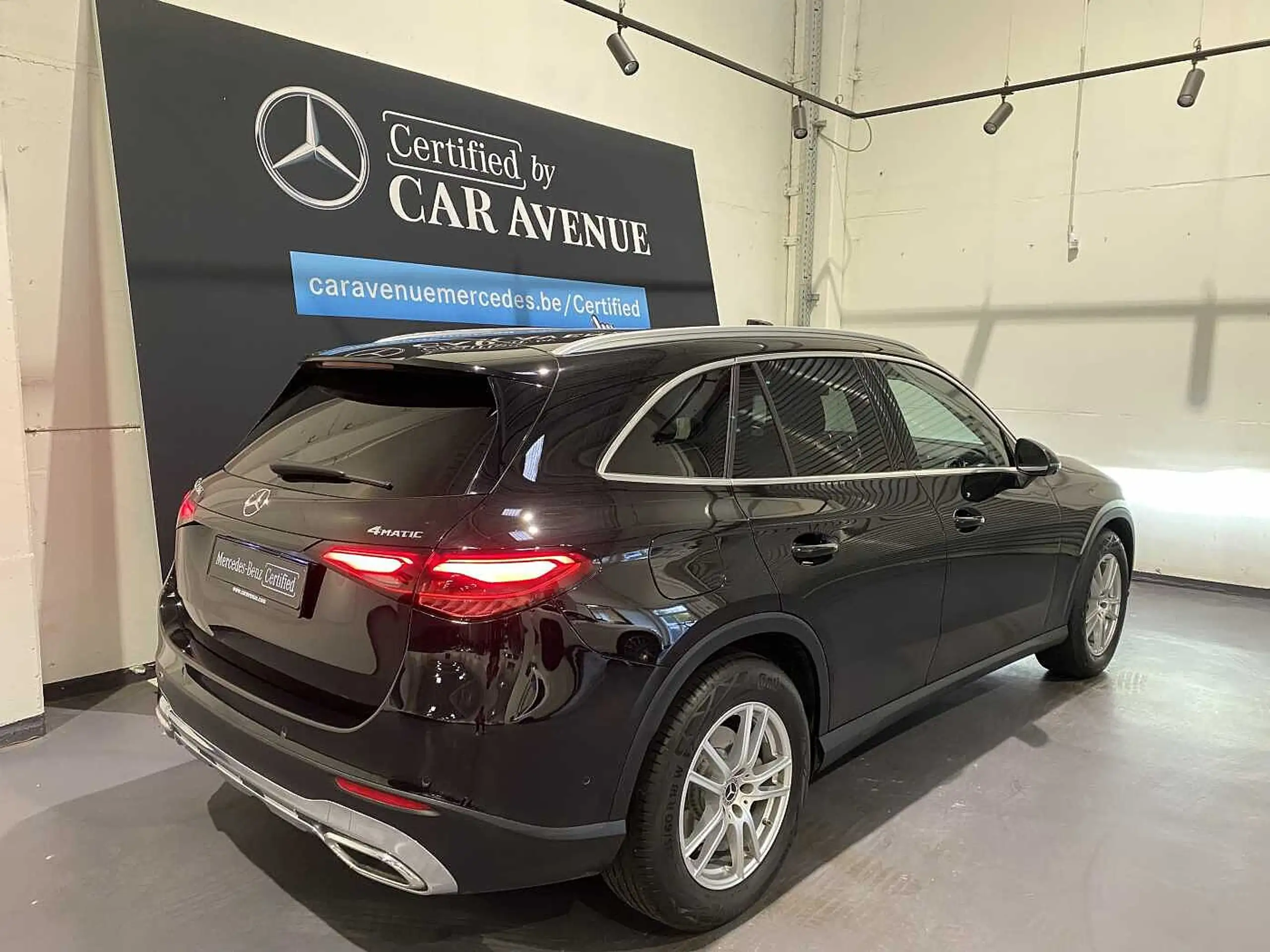 Mercedes-Benz - GLC 220