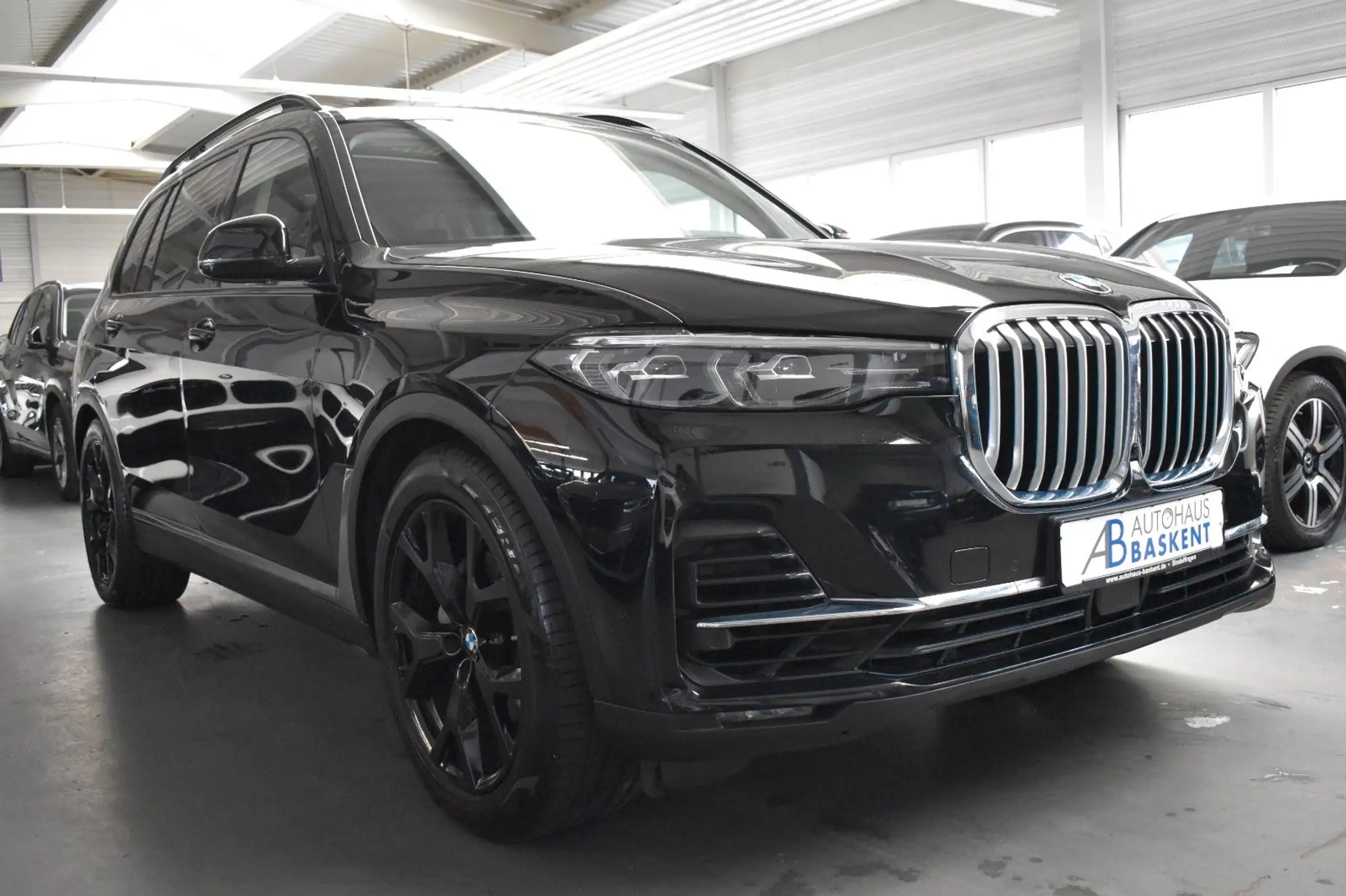 BMW - X7