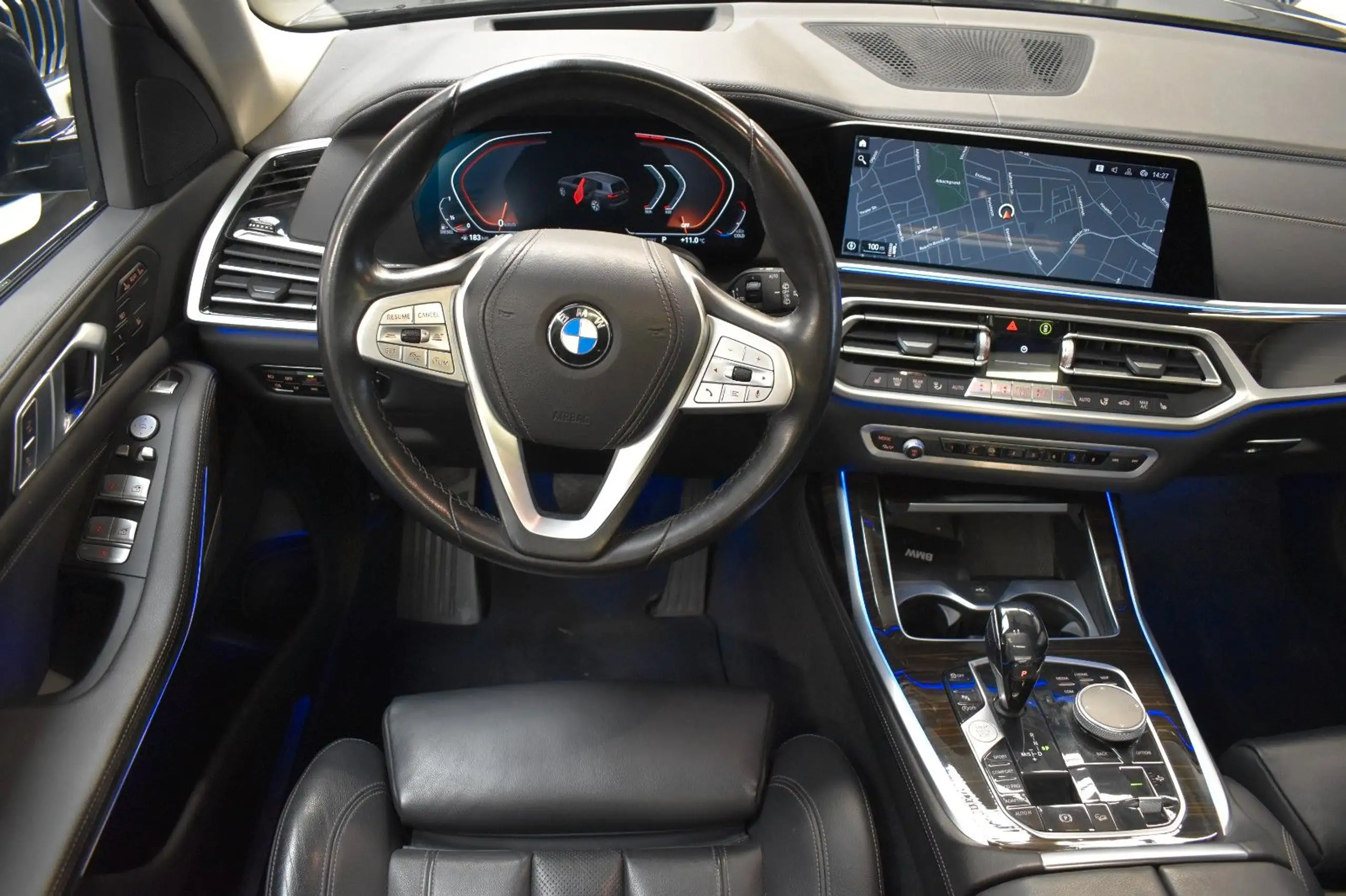 BMW - X7