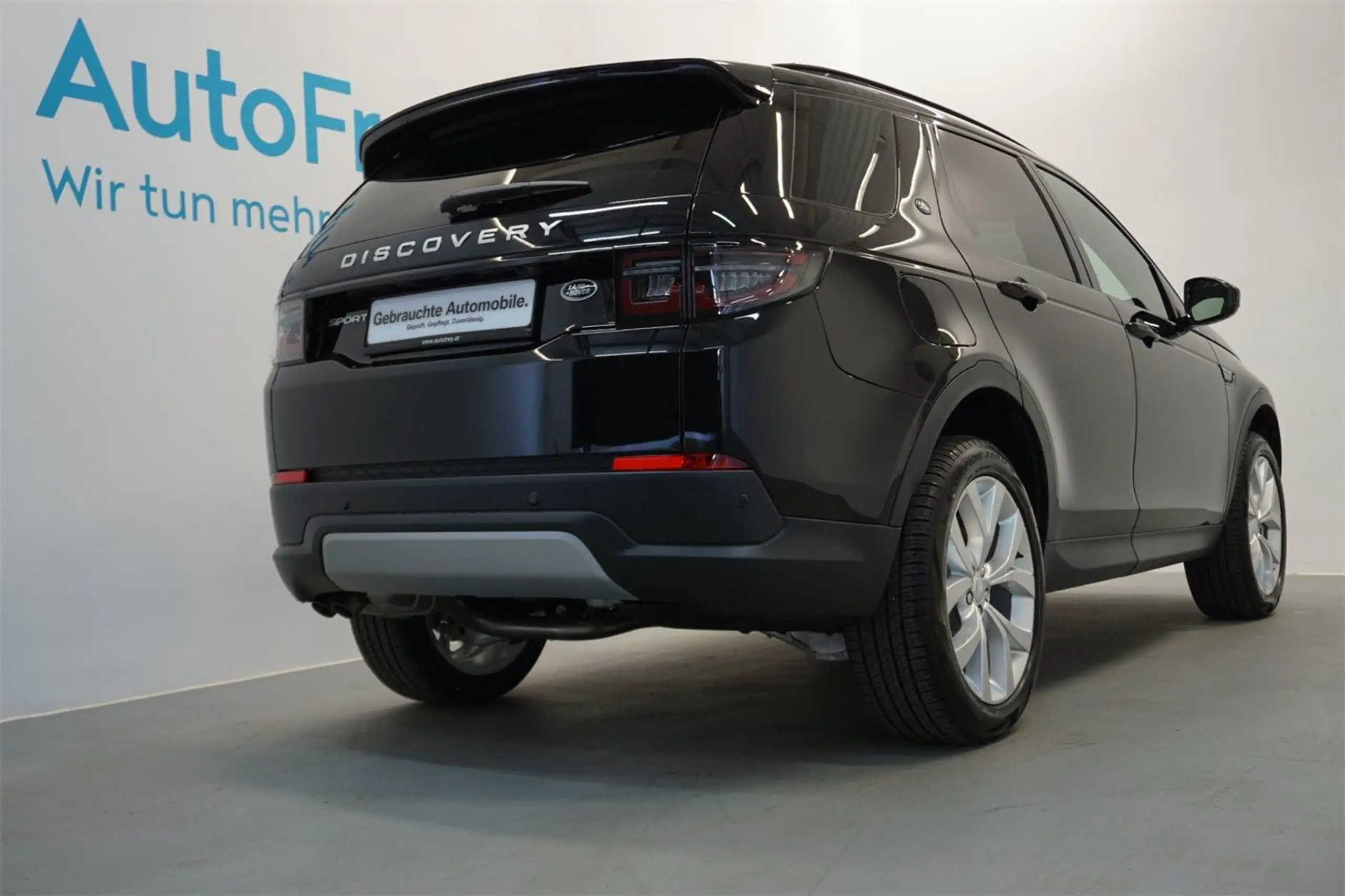 Land Rover - Discovery Sport