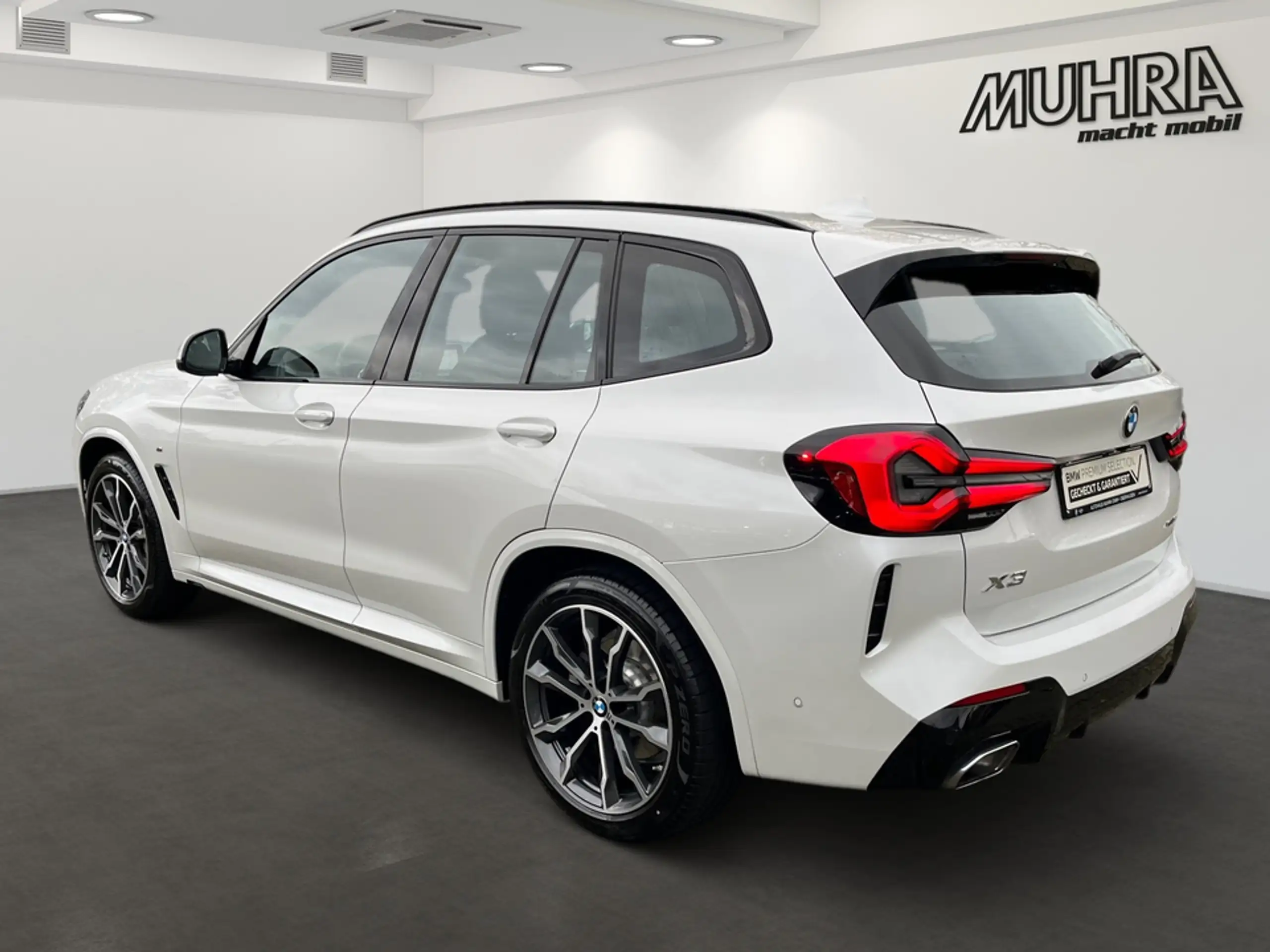 BMW - X3