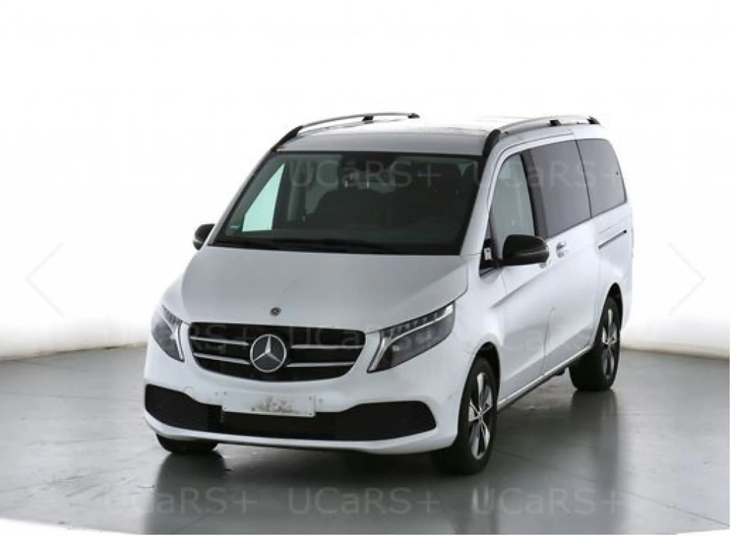 Mercedes-Benz - V 220