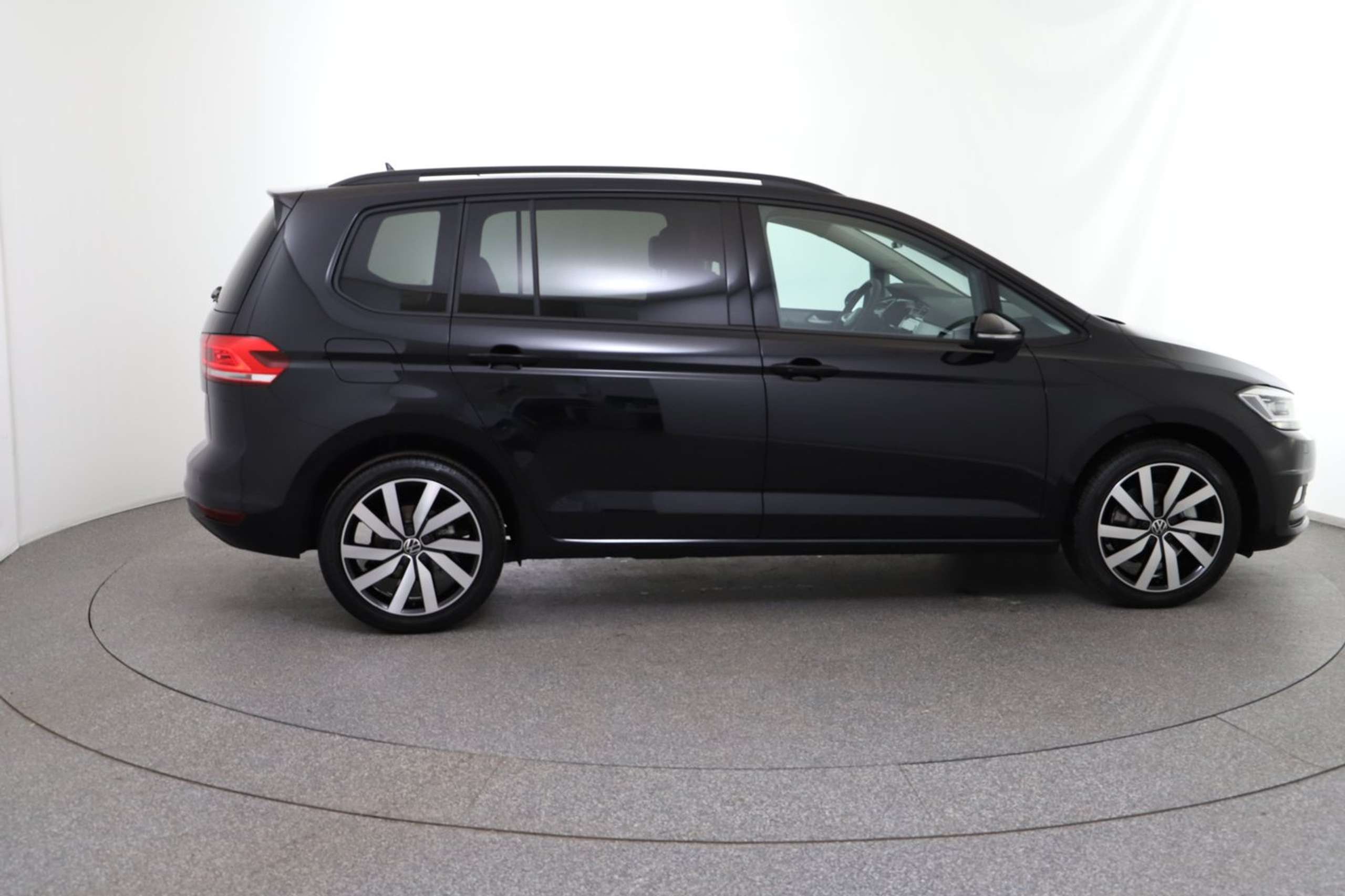 Volkswagen - Touran