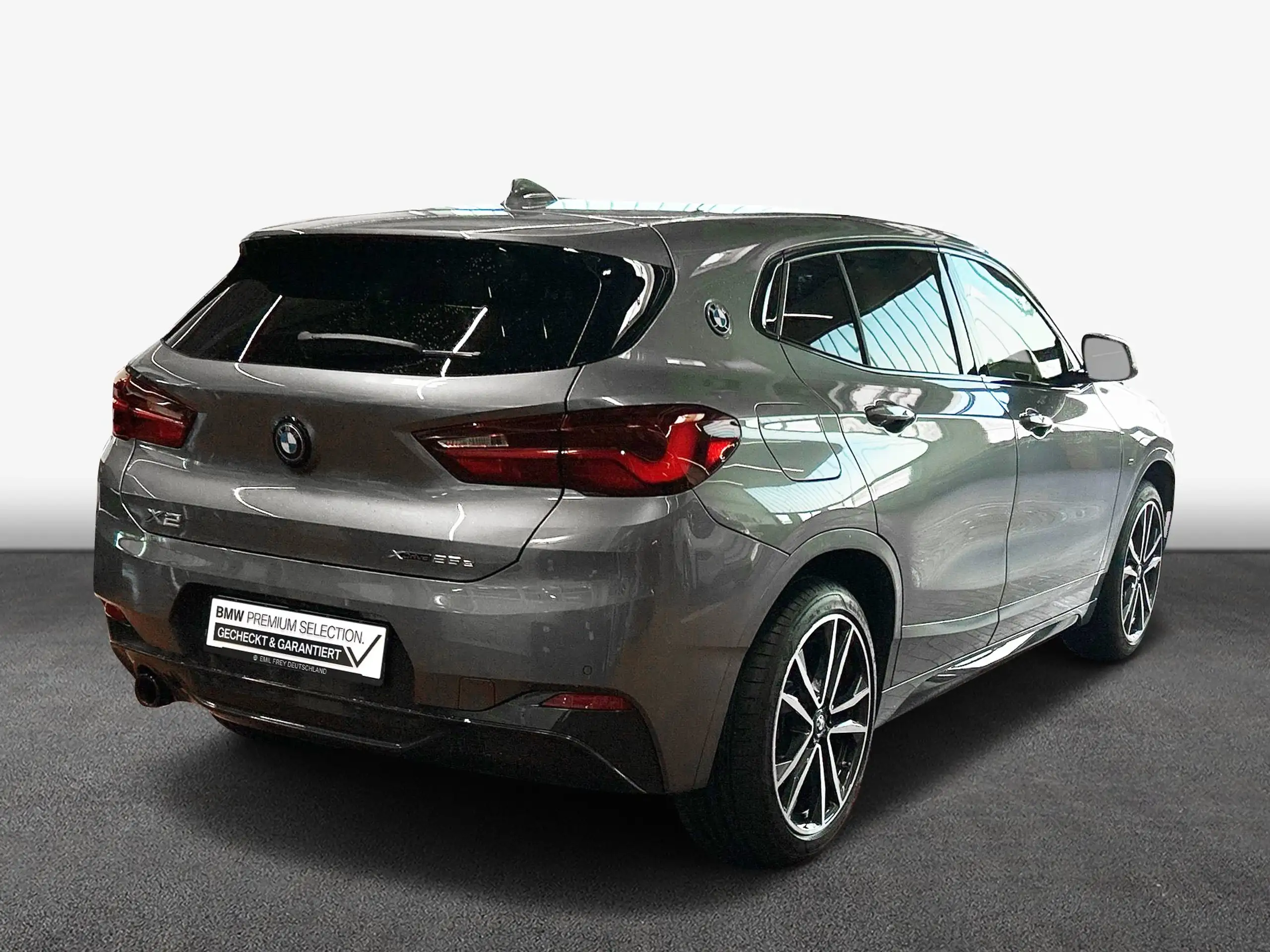 BMW - X2