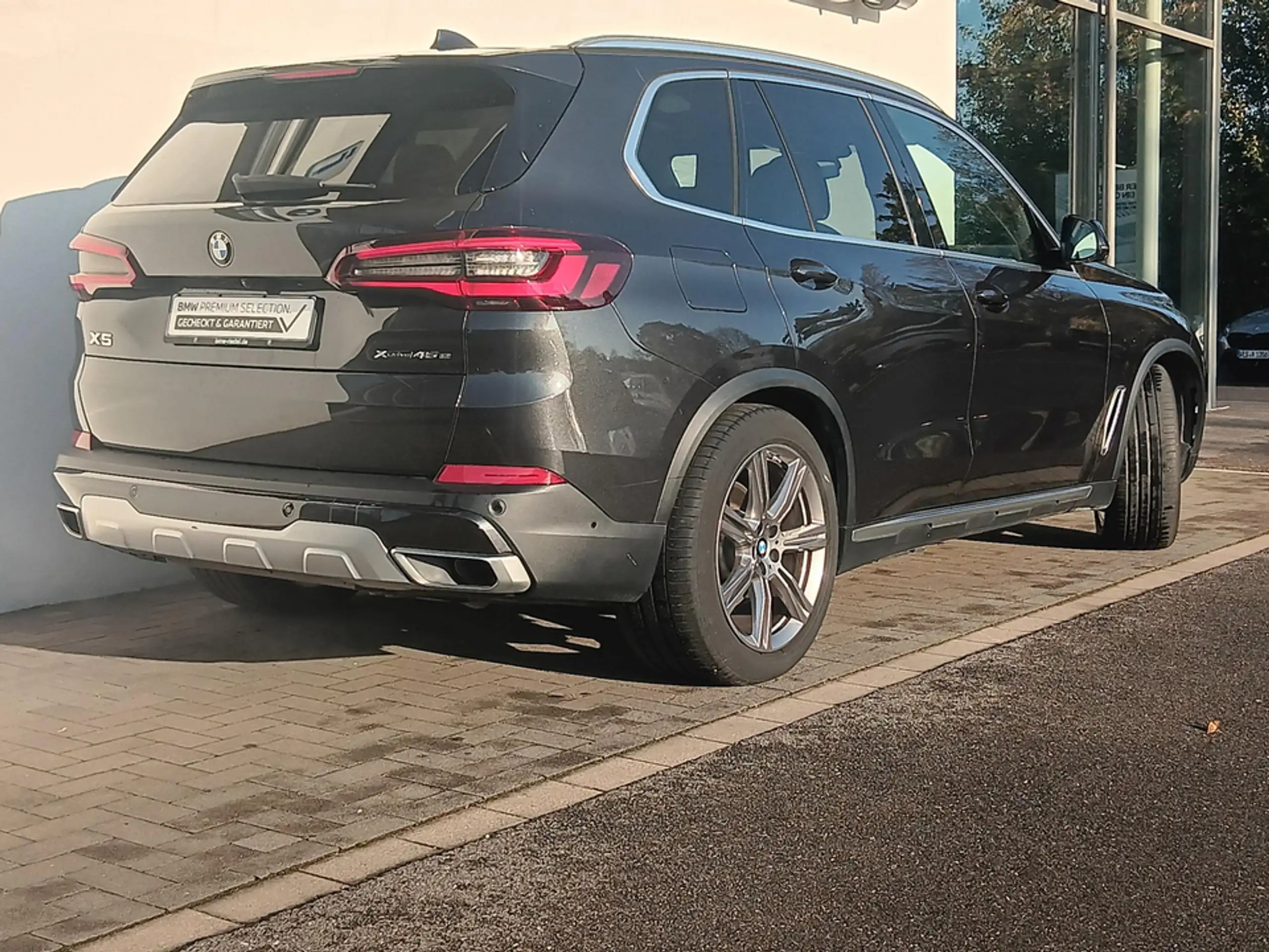 BMW - X5