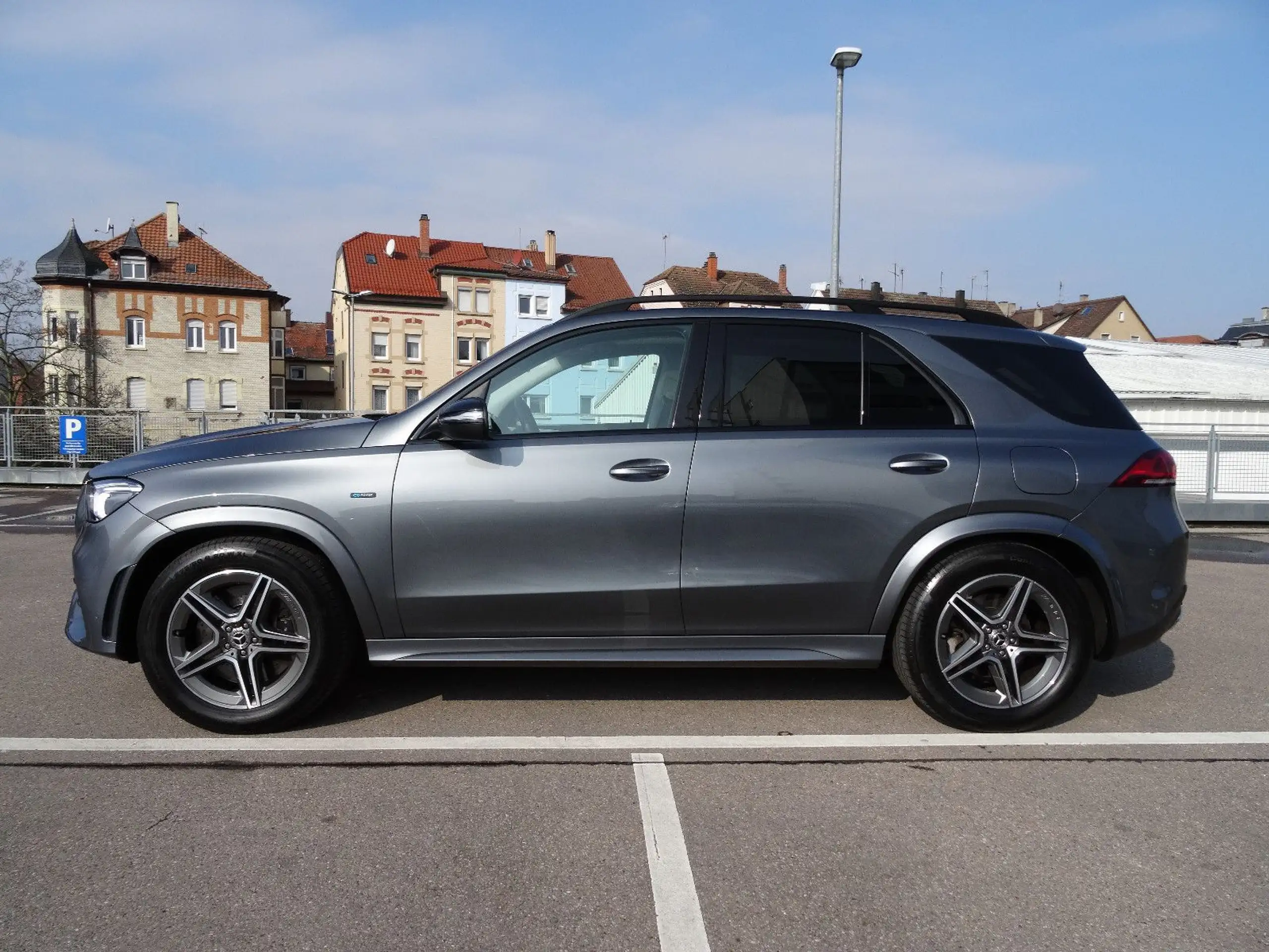 Mercedes-Benz - GLE 350