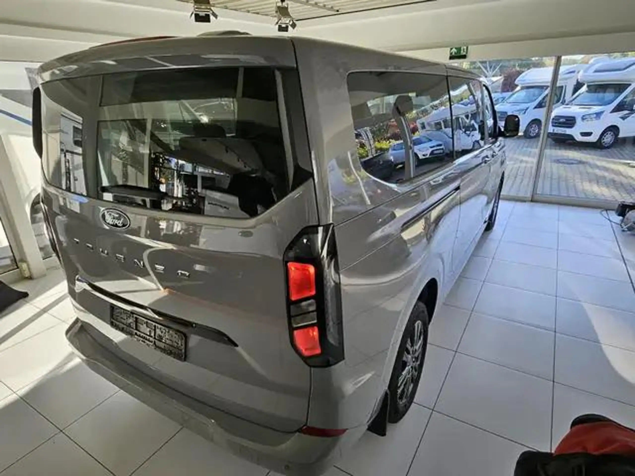 Ford - Tourneo Custom