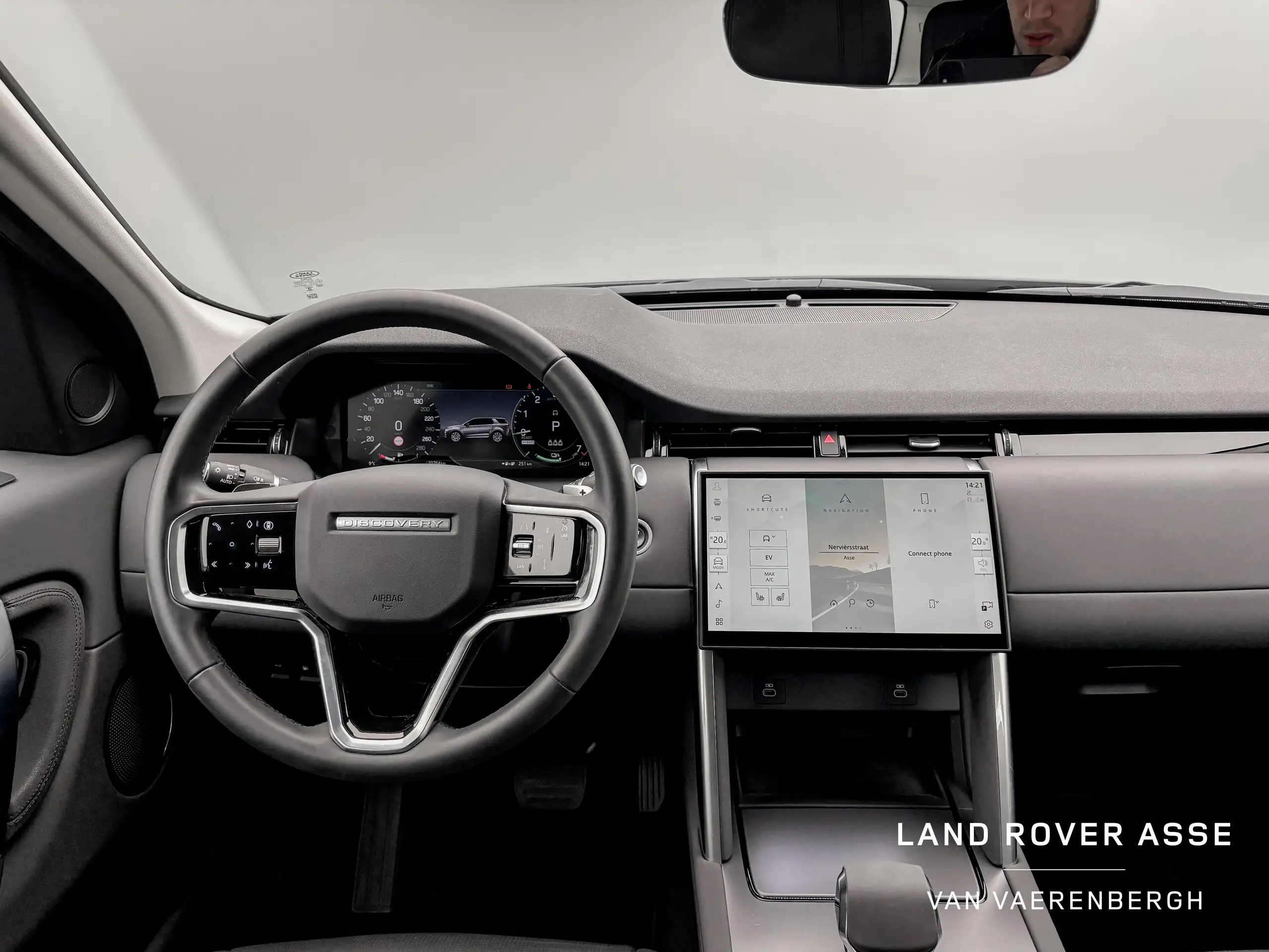 Land Rover - Discovery Sport