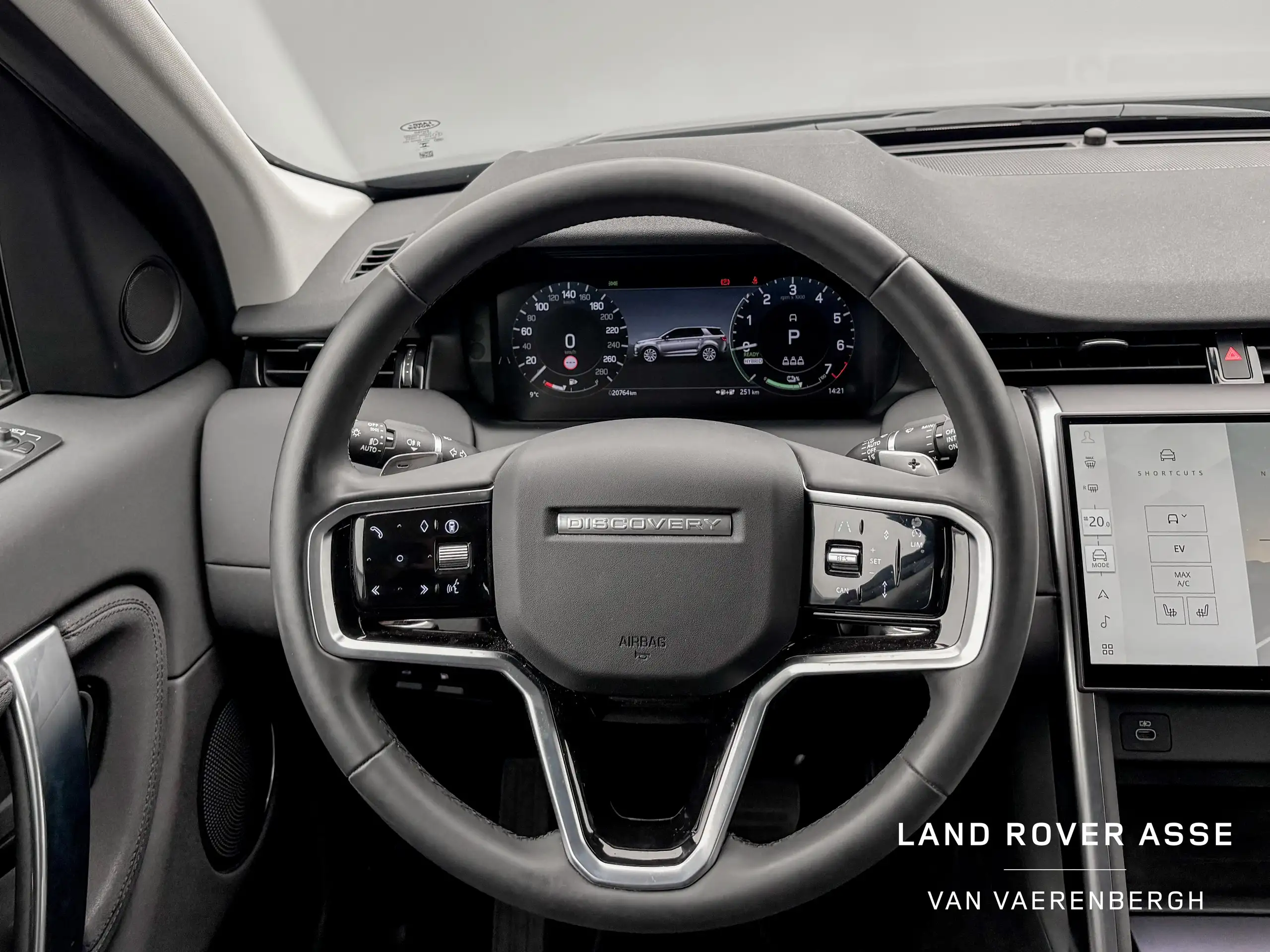 Land Rover - Discovery Sport