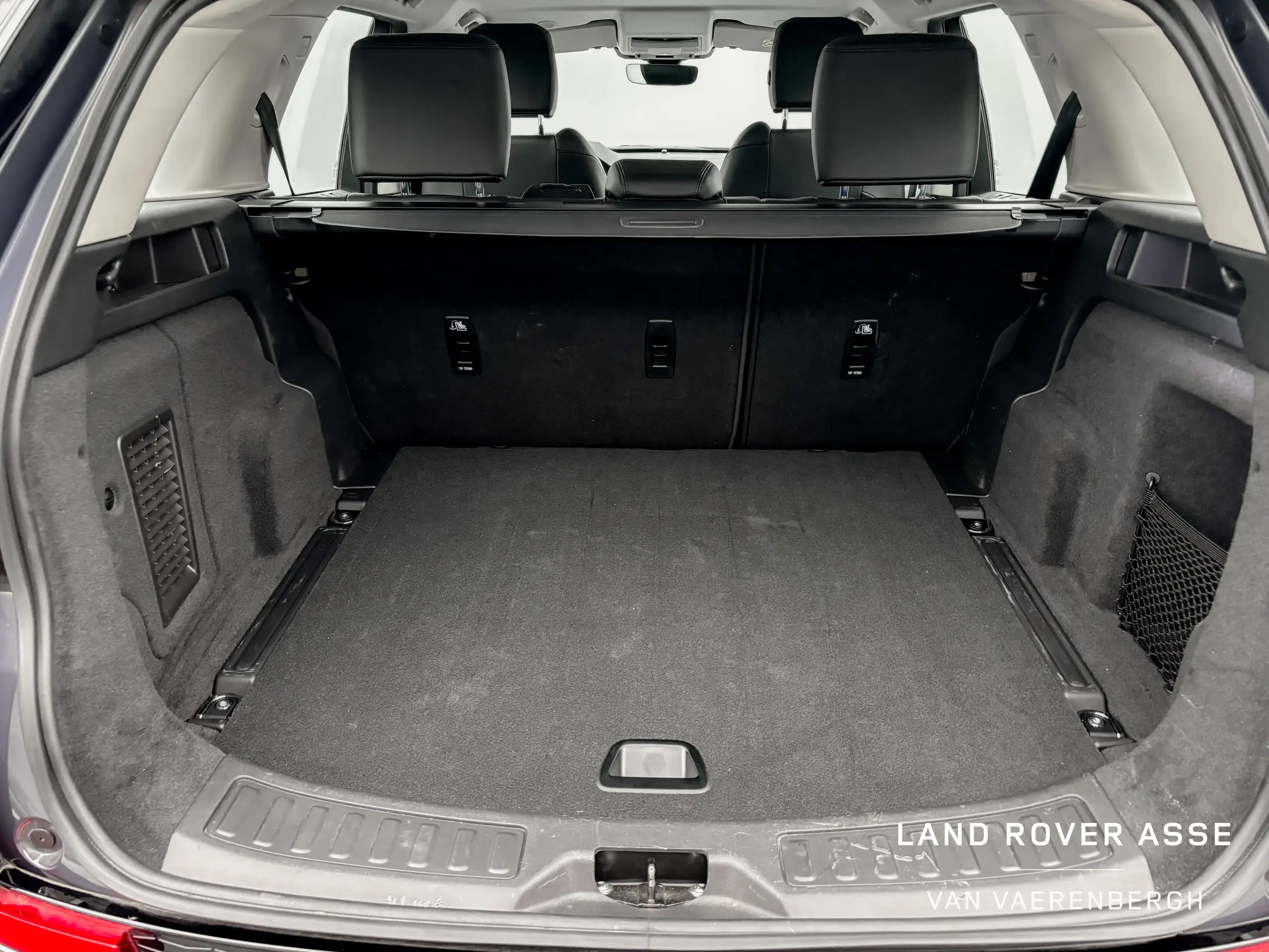 Land Rover - Discovery Sport