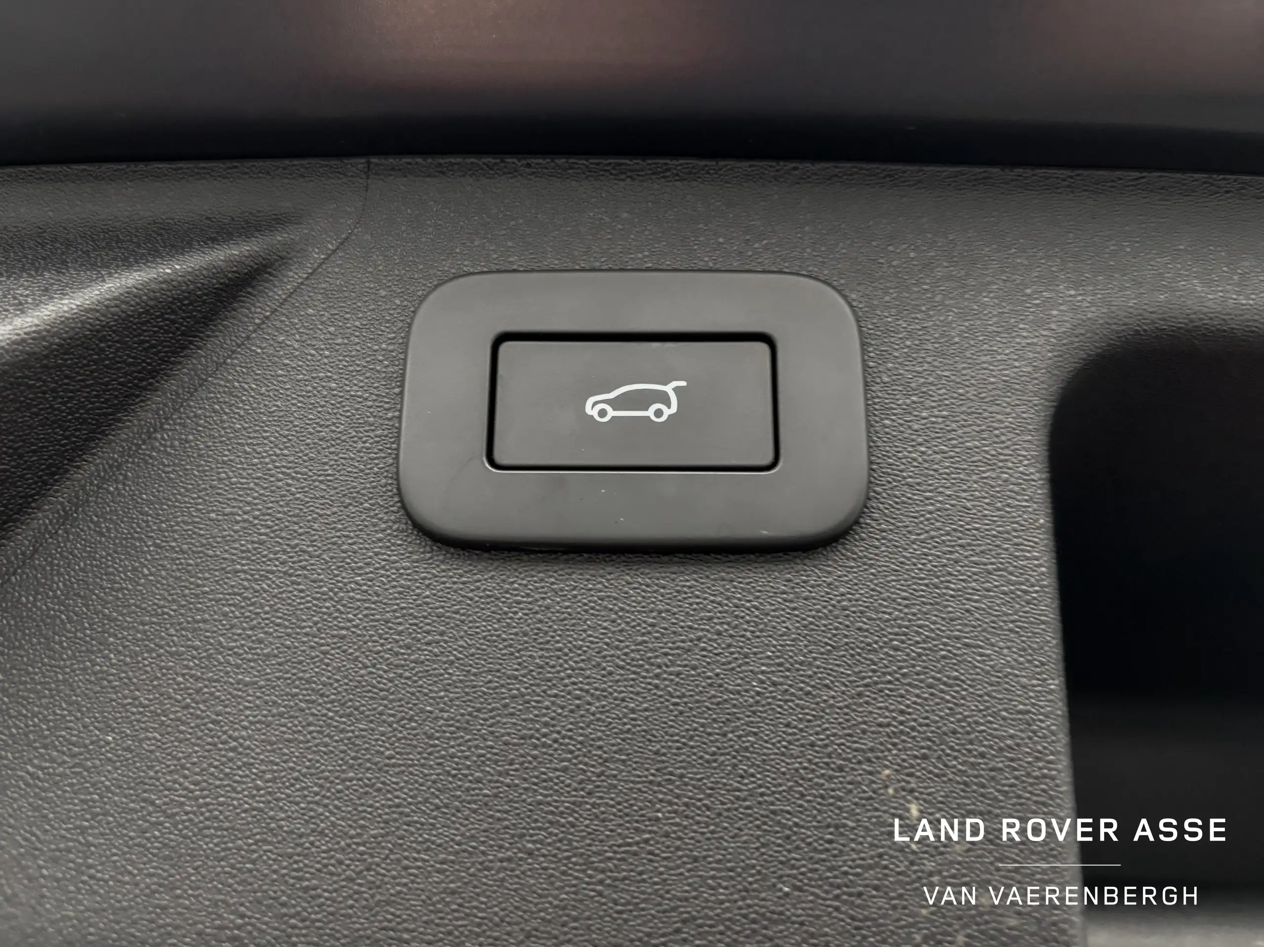 Land Rover - Discovery Sport