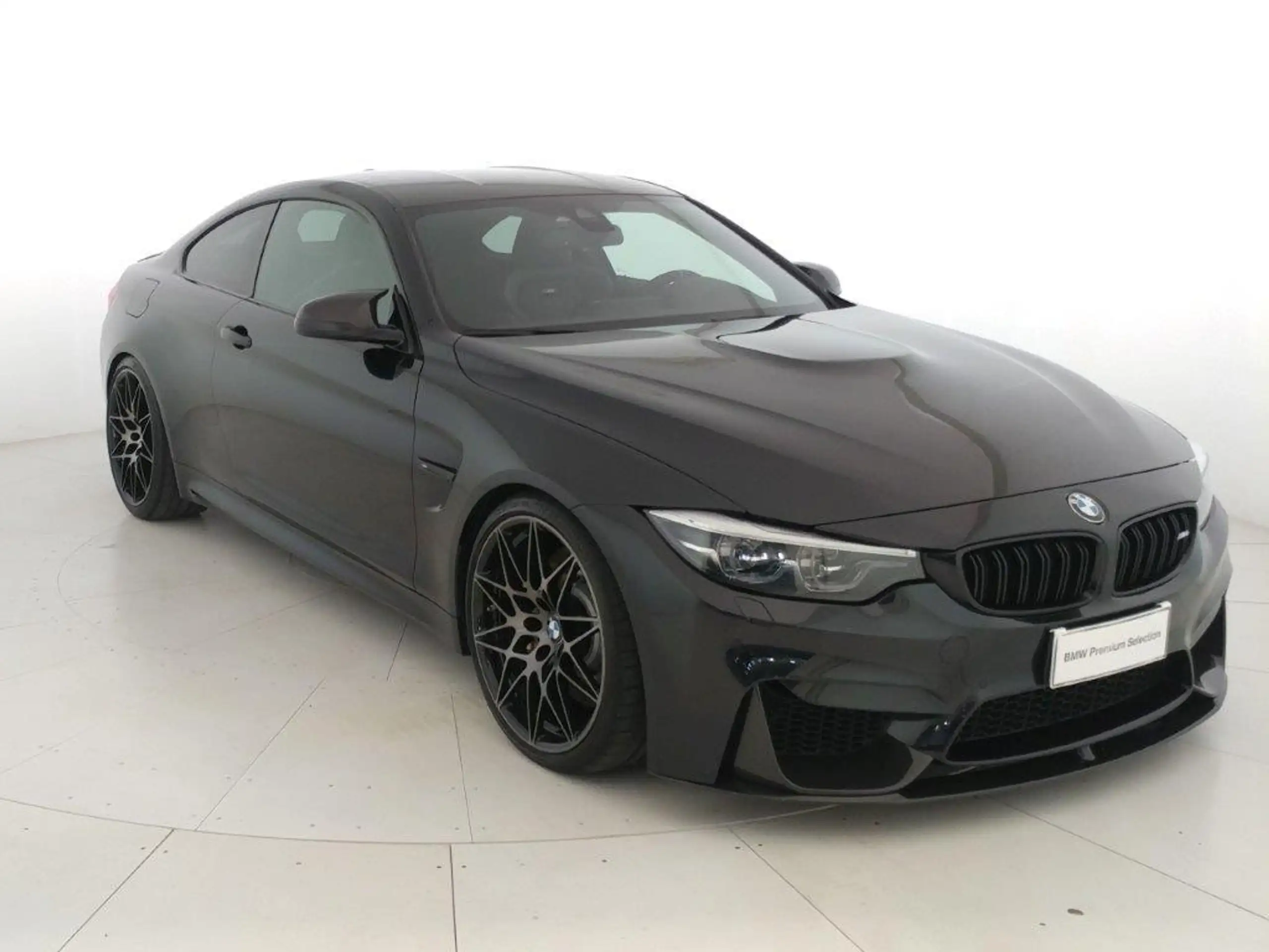 BMW - M4