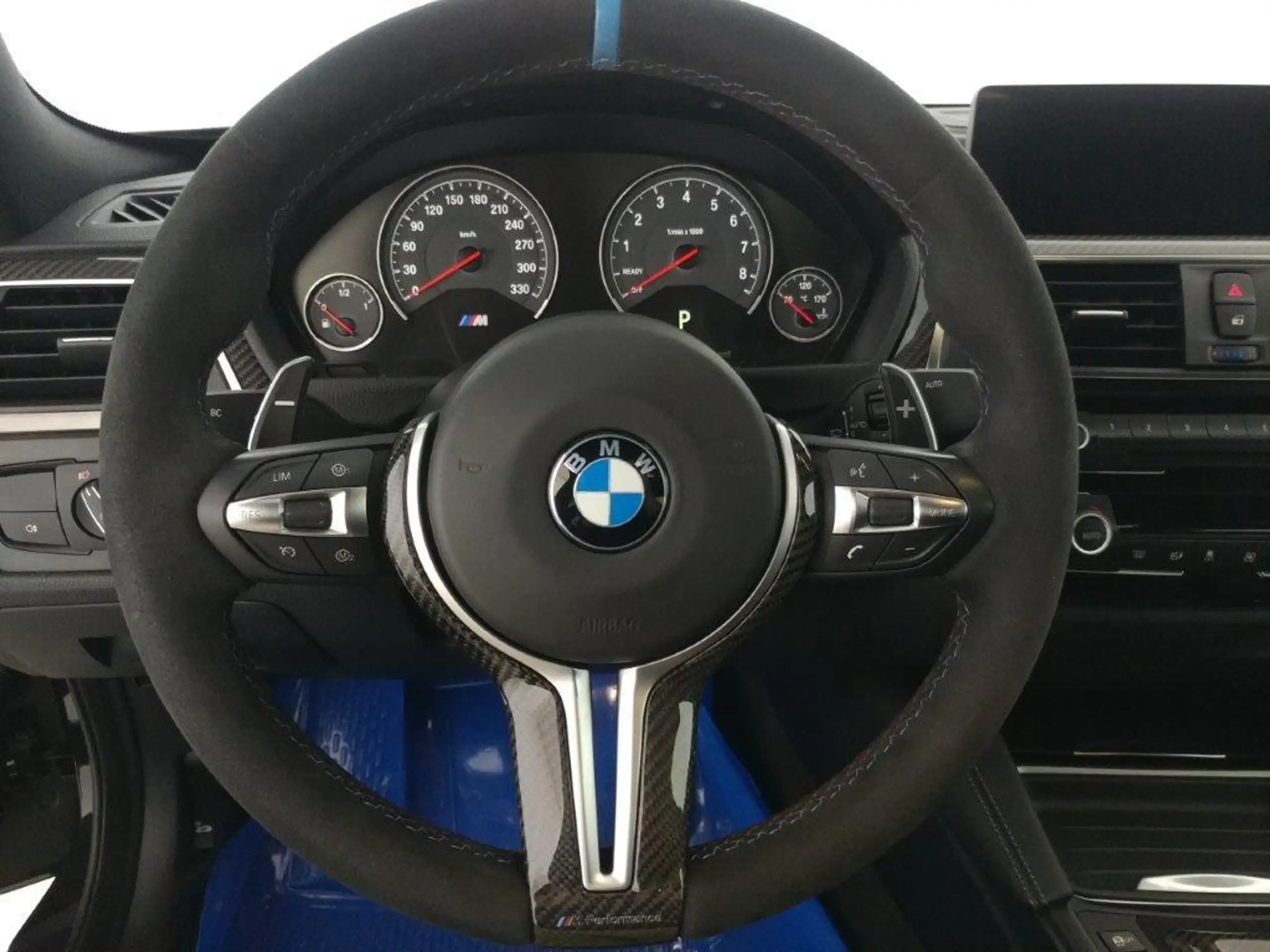 BMW - M4