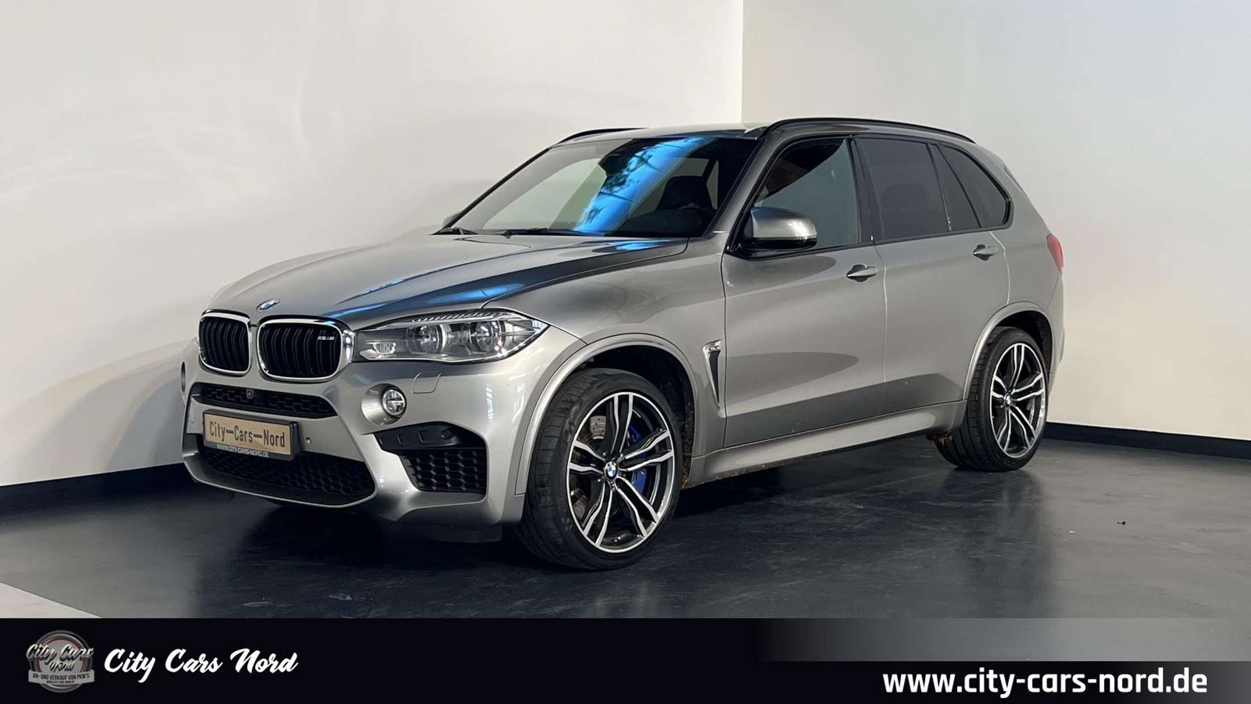 BMW - X5 M