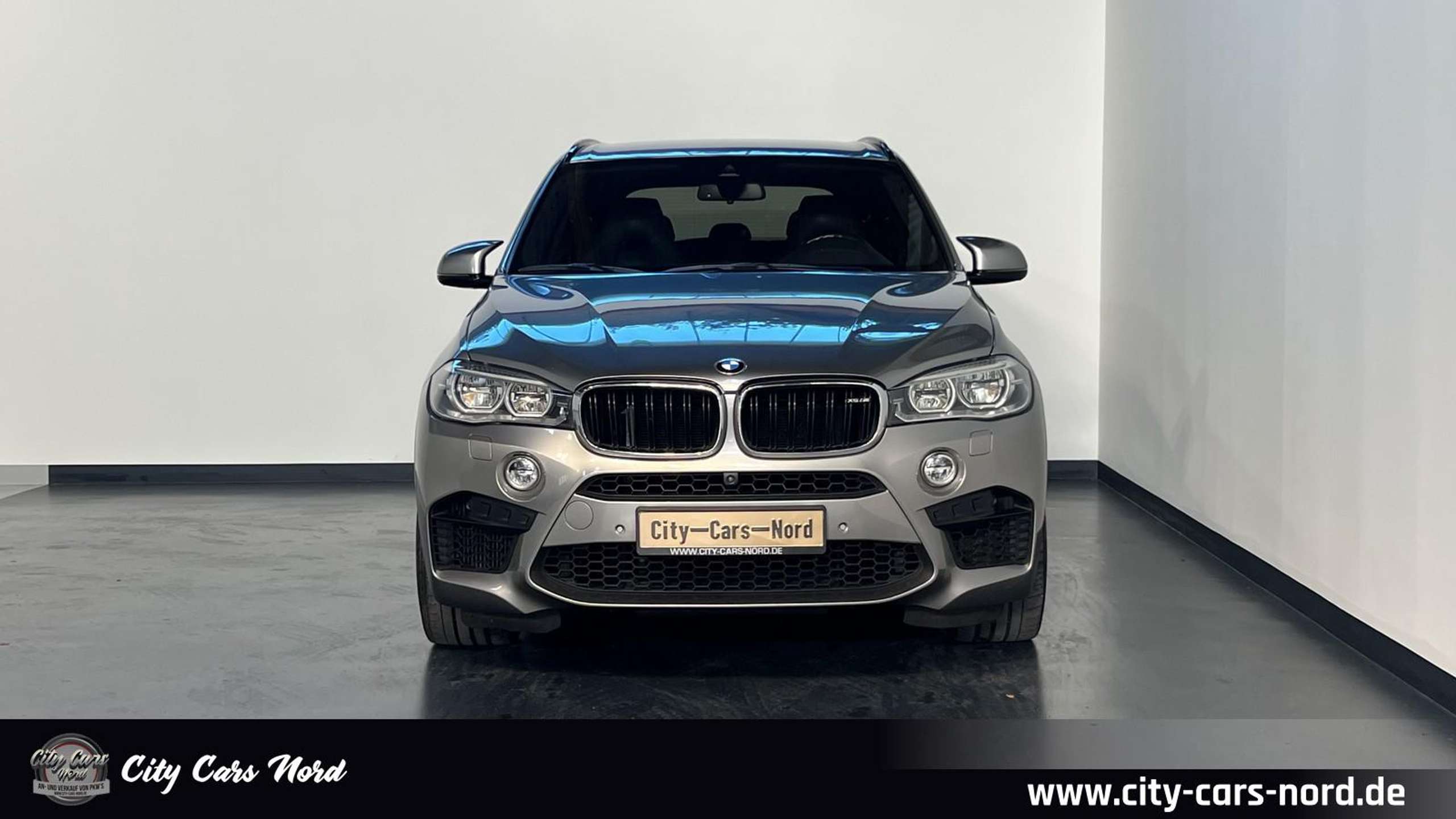 BMW - X5 M