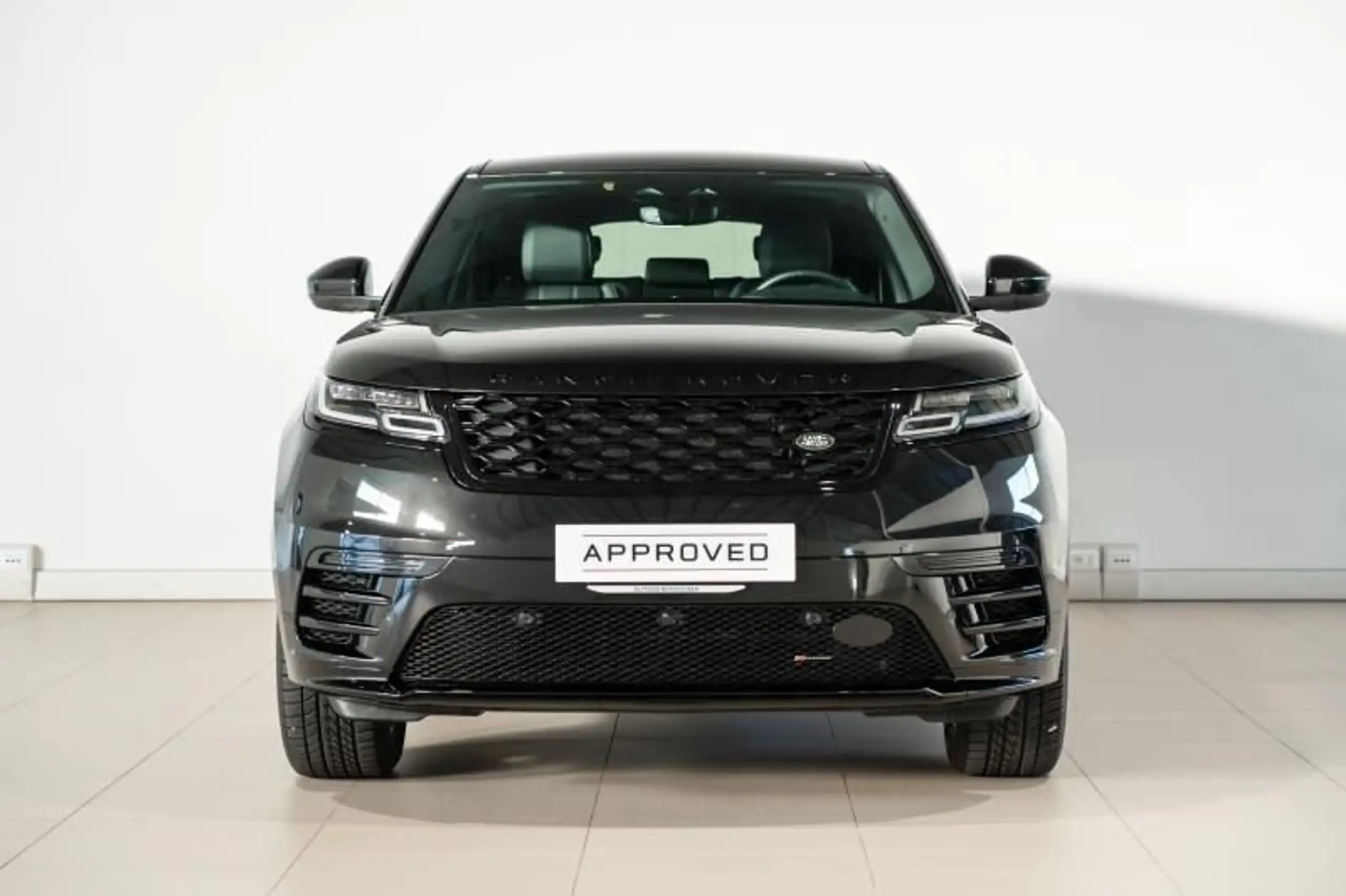 Land Rover - Range Rover Velar