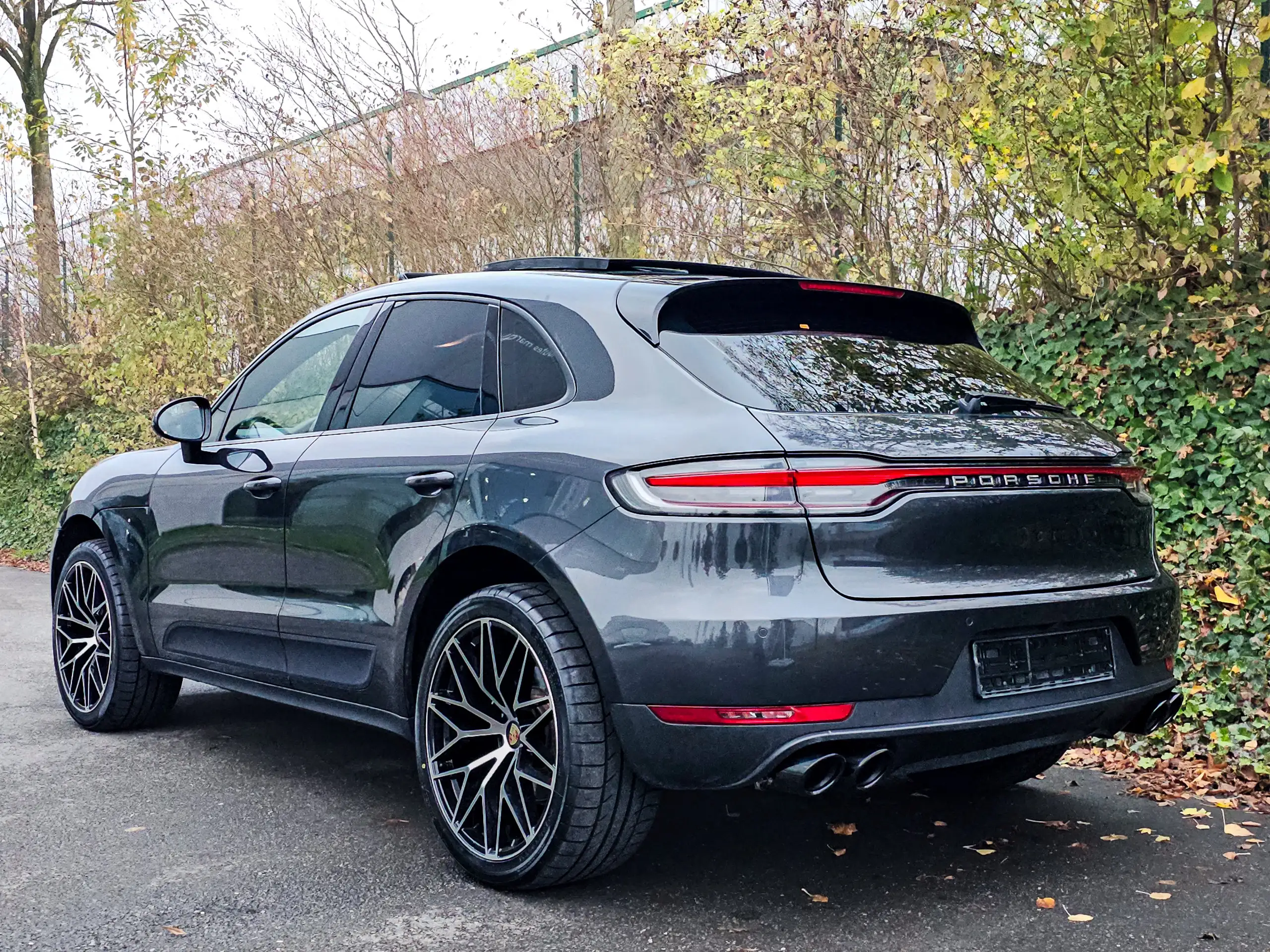 Porsche - Macan