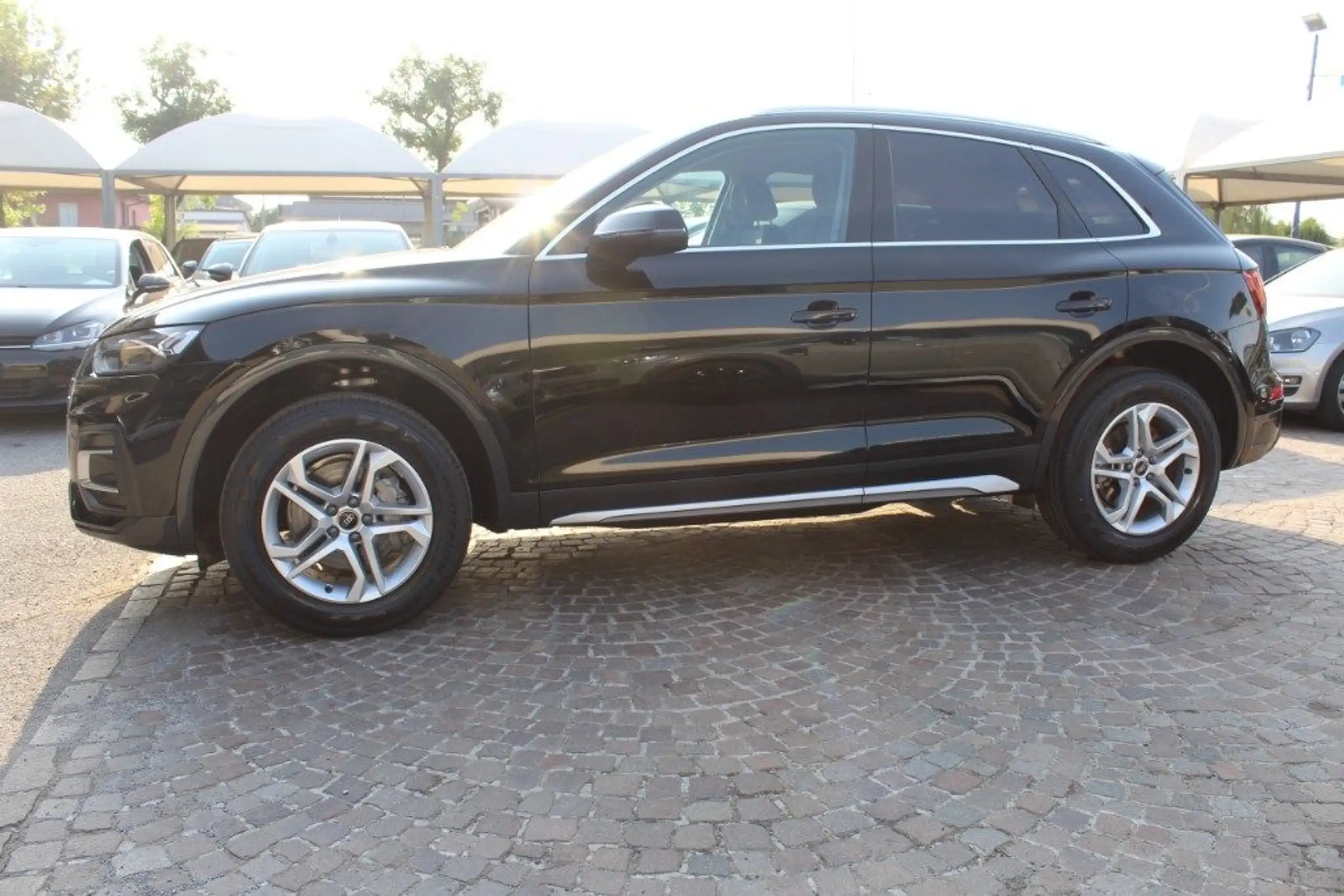 Audi - Q5