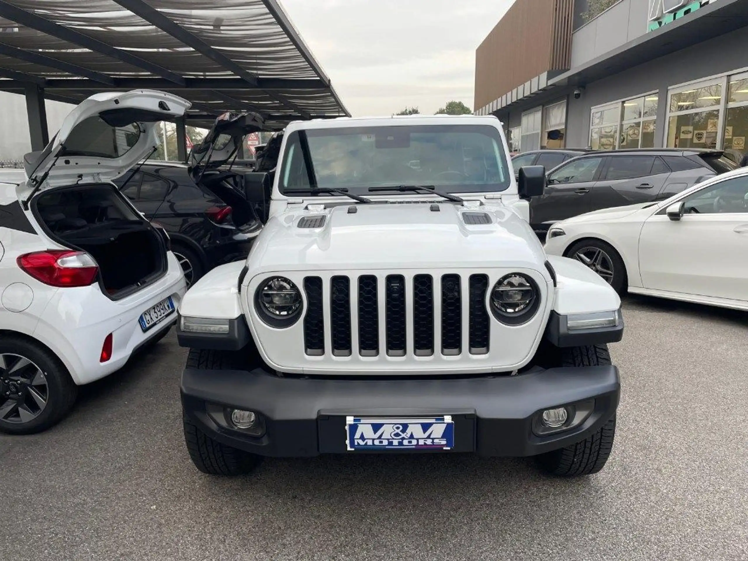 Jeep - Wrangler