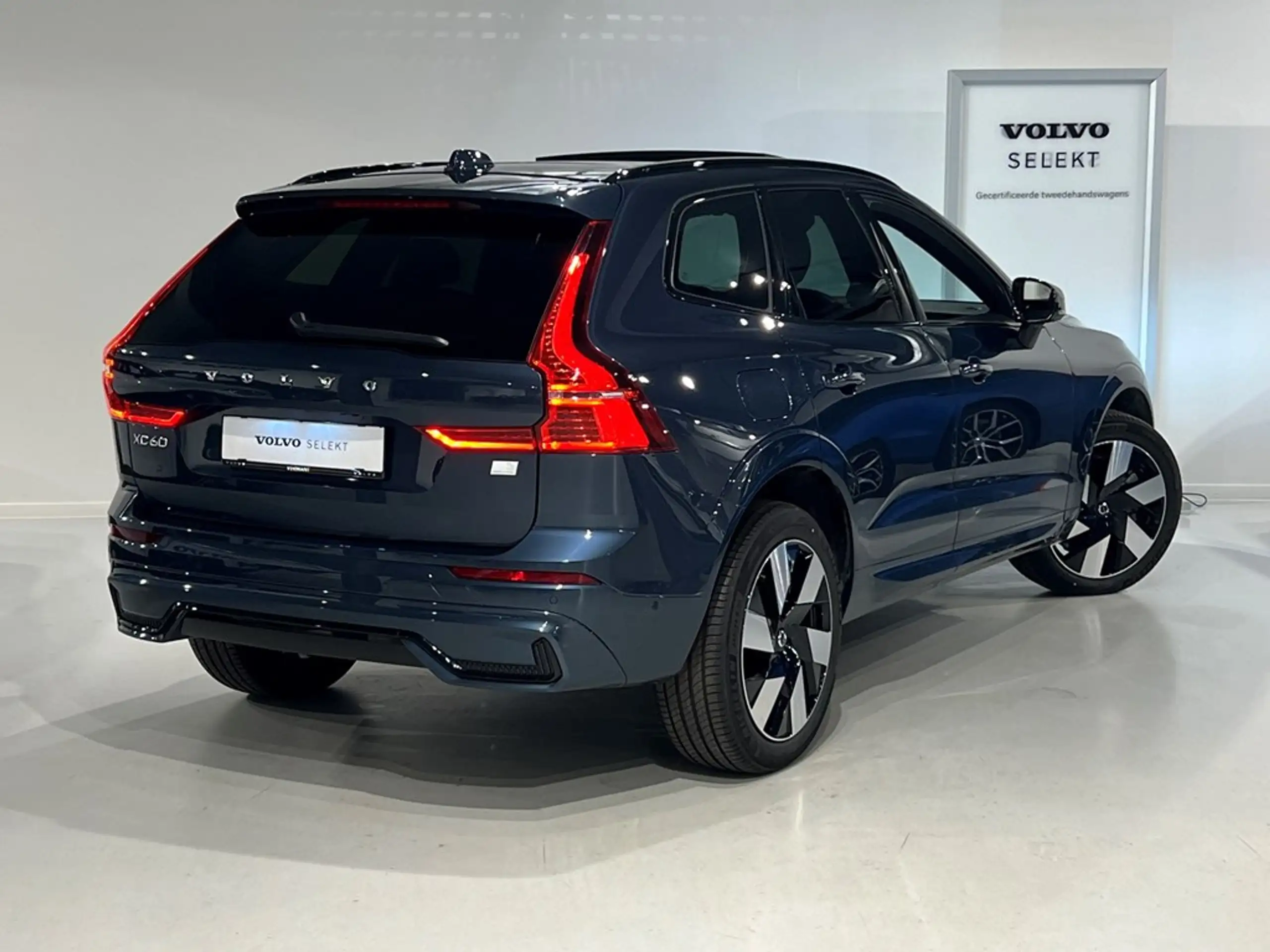 Volvo - XC60