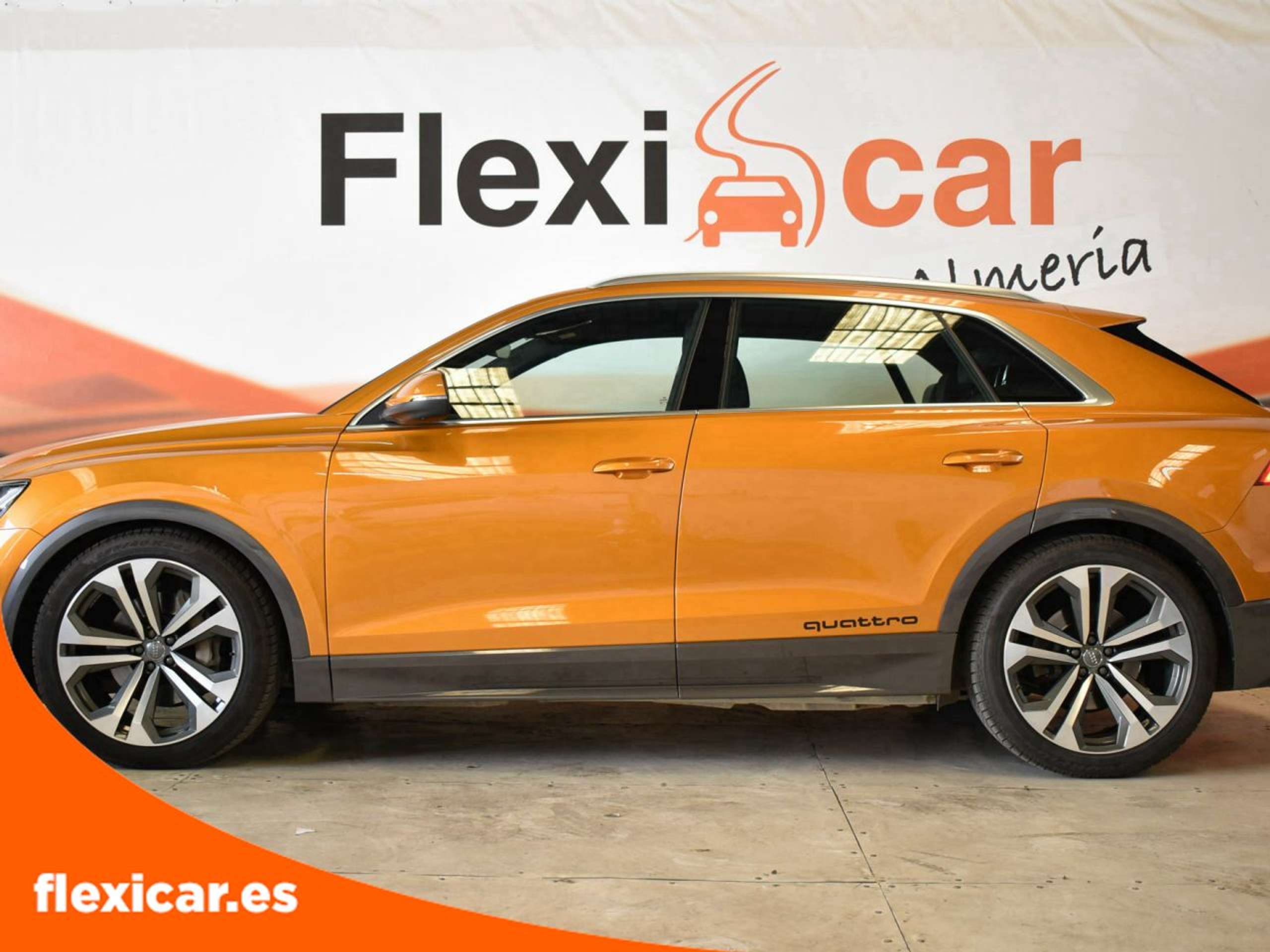 Audi - Q8