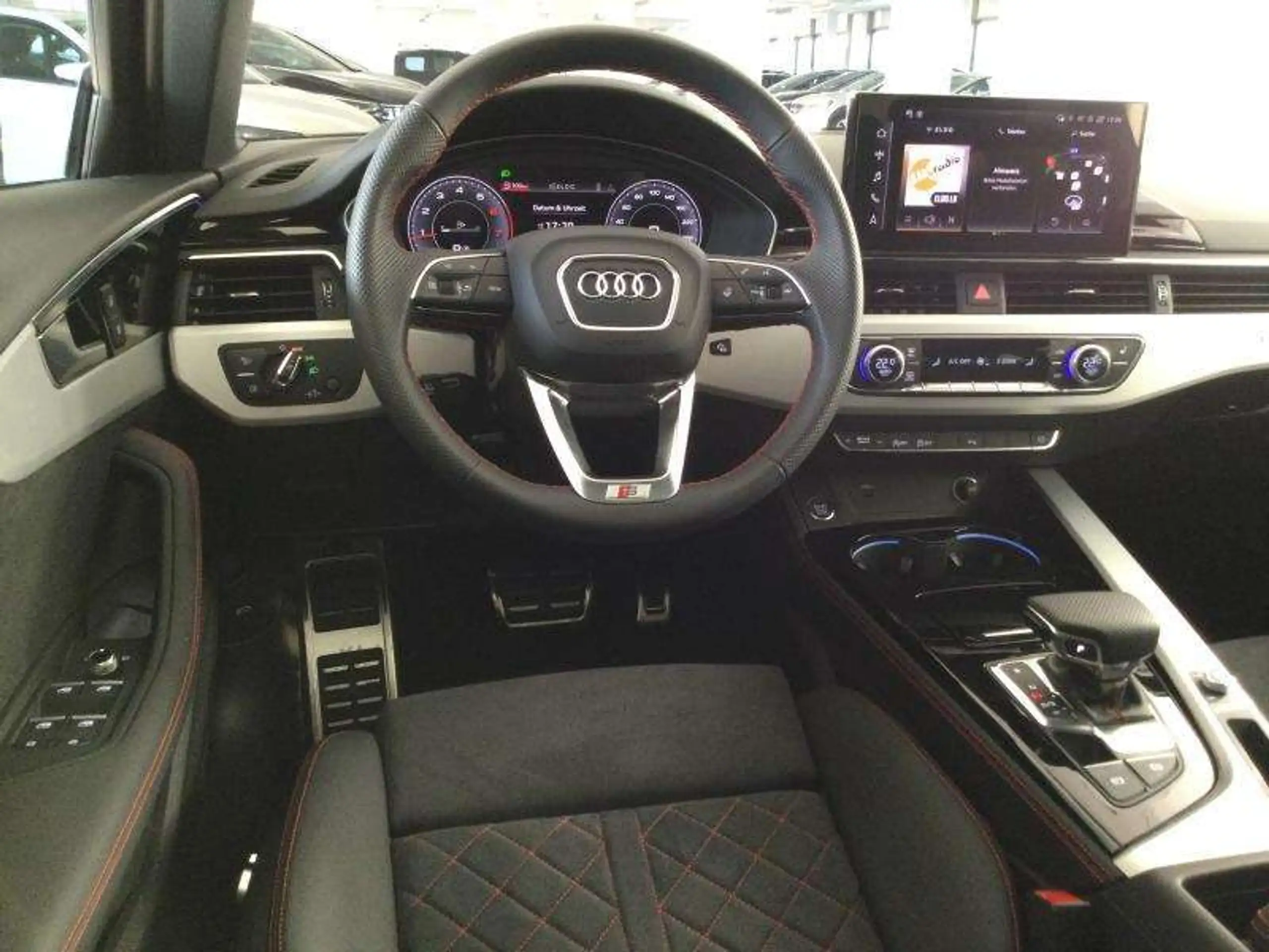 Audi - A4