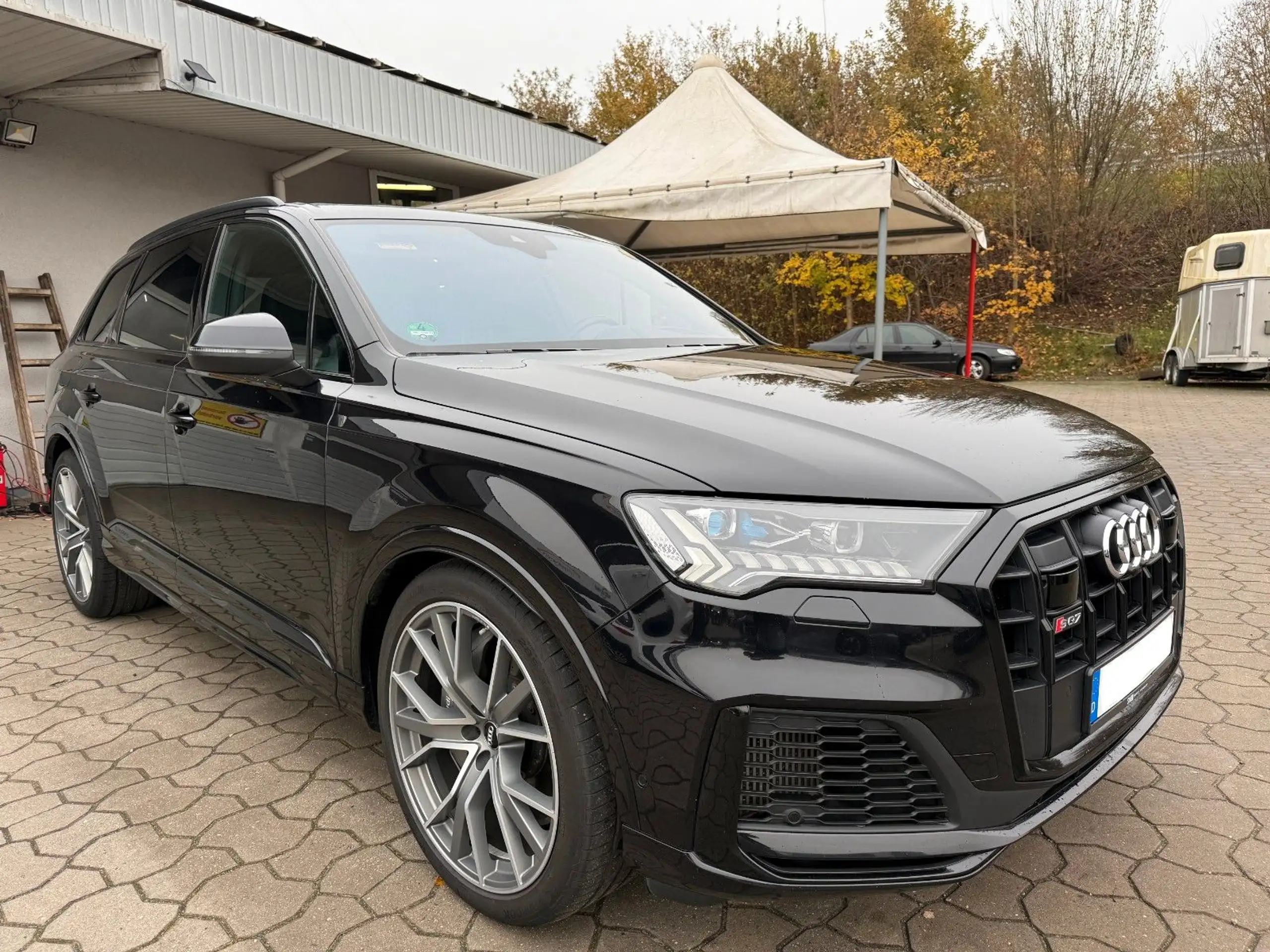 Audi - SQ7