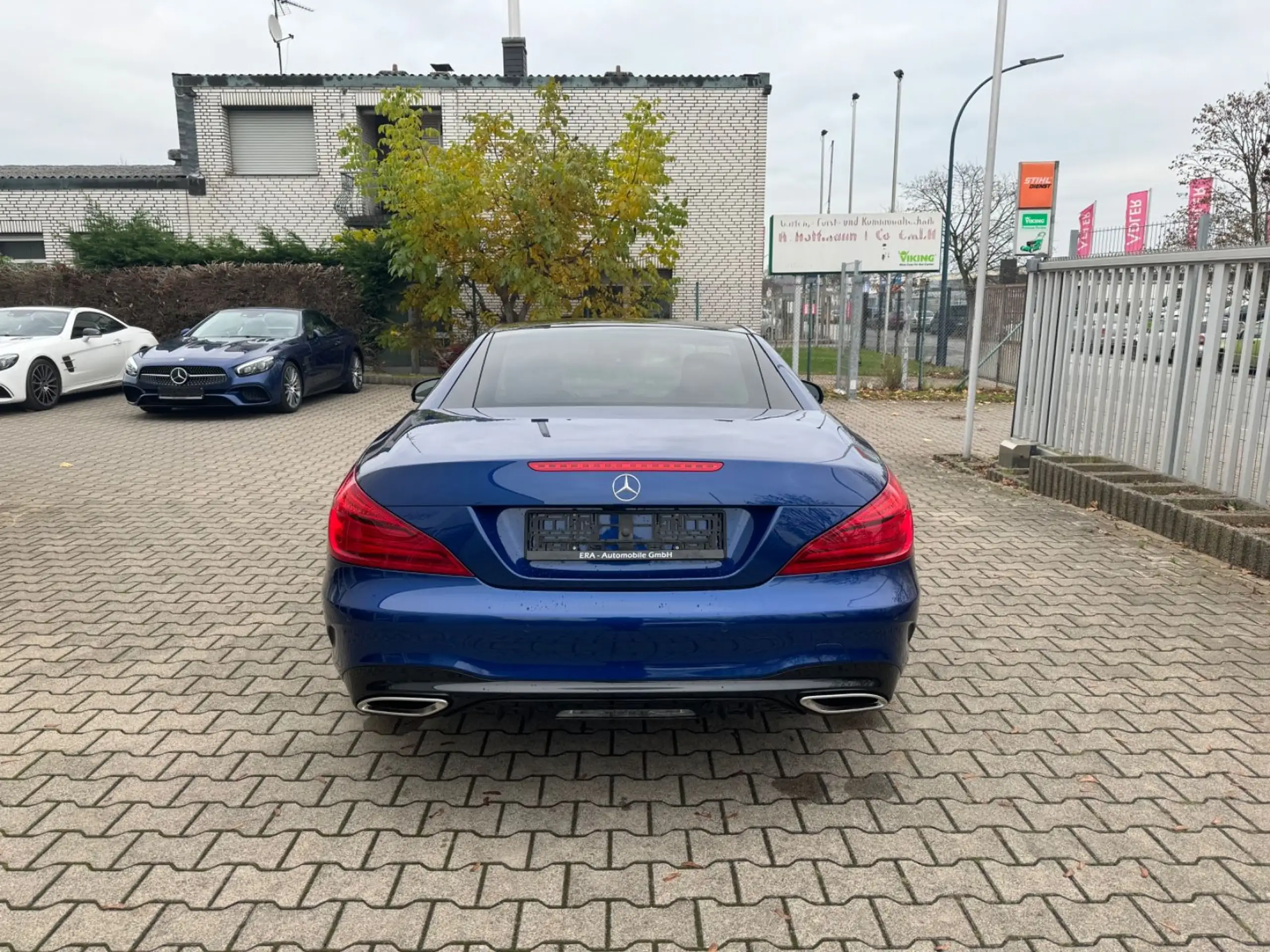 Mercedes-Benz - SL 400