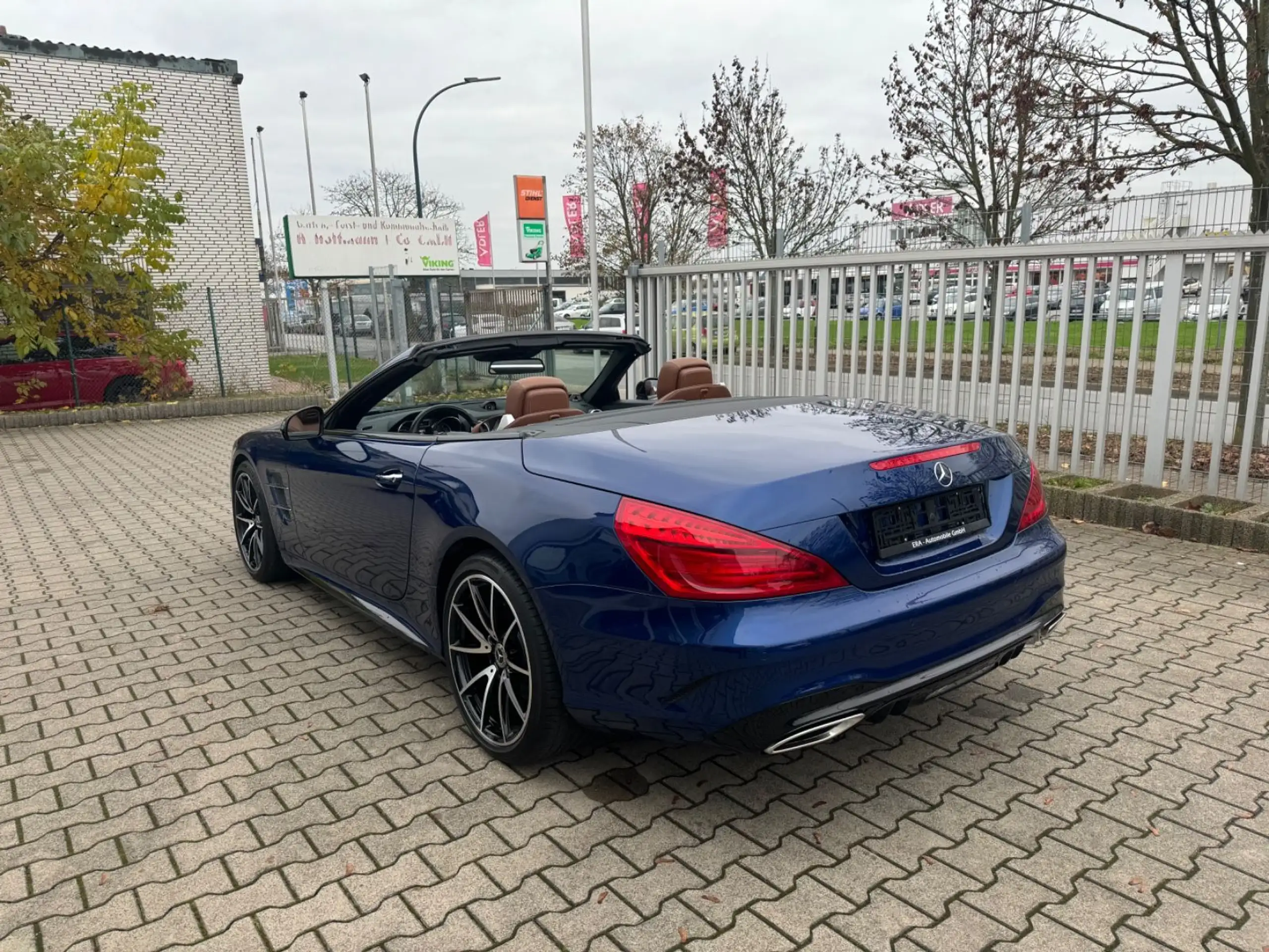 Mercedes-Benz - SL 400