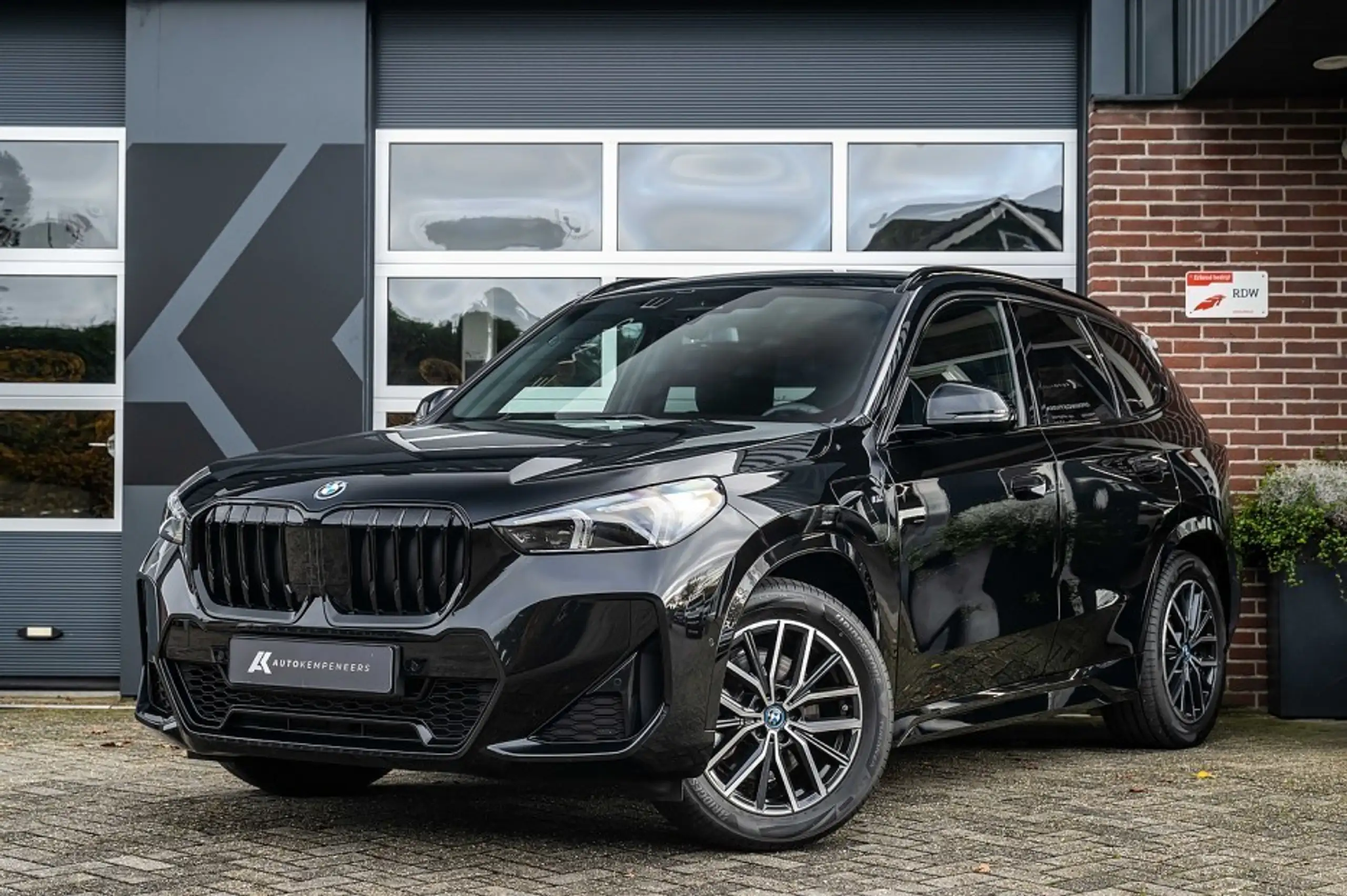 BMW - X1