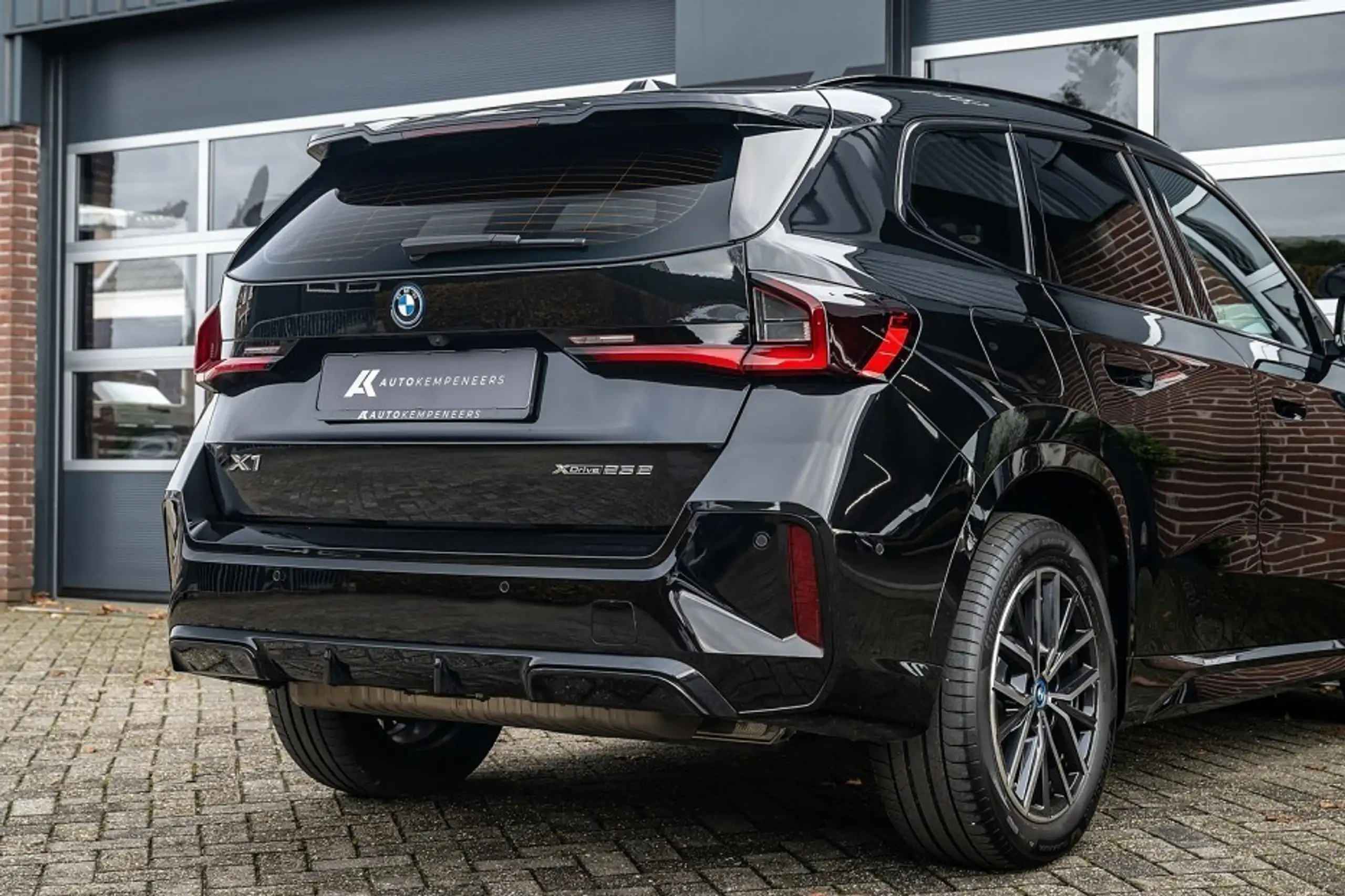 BMW - X1