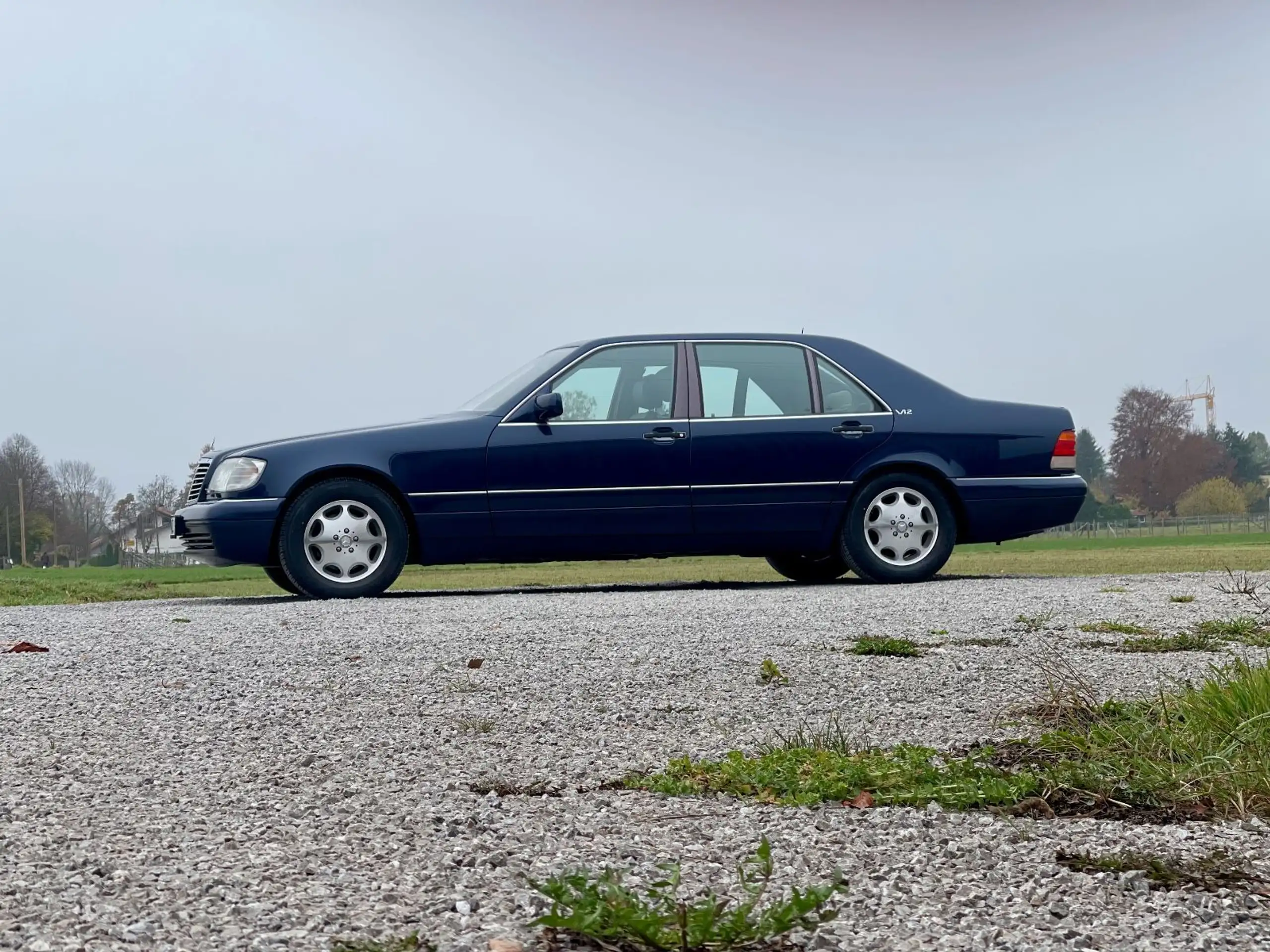 Mercedes-Benz - S 600