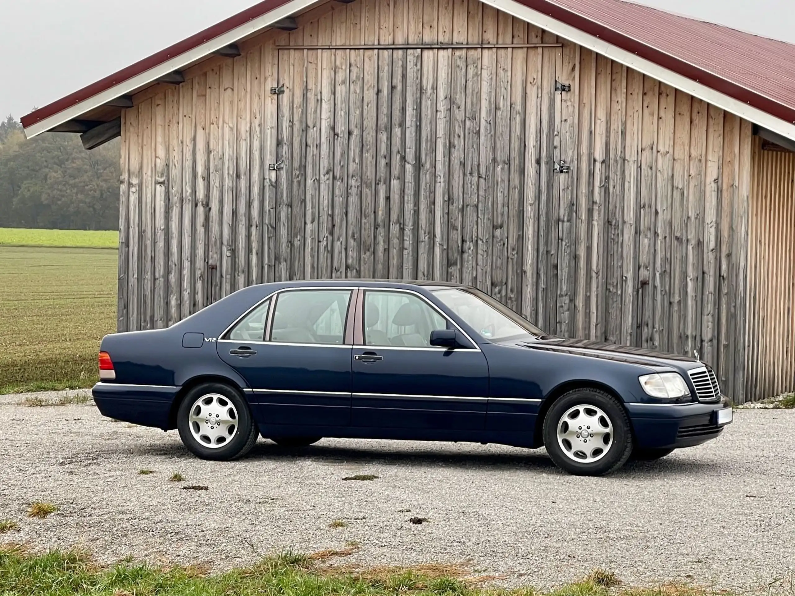 Mercedes-Benz - S 600