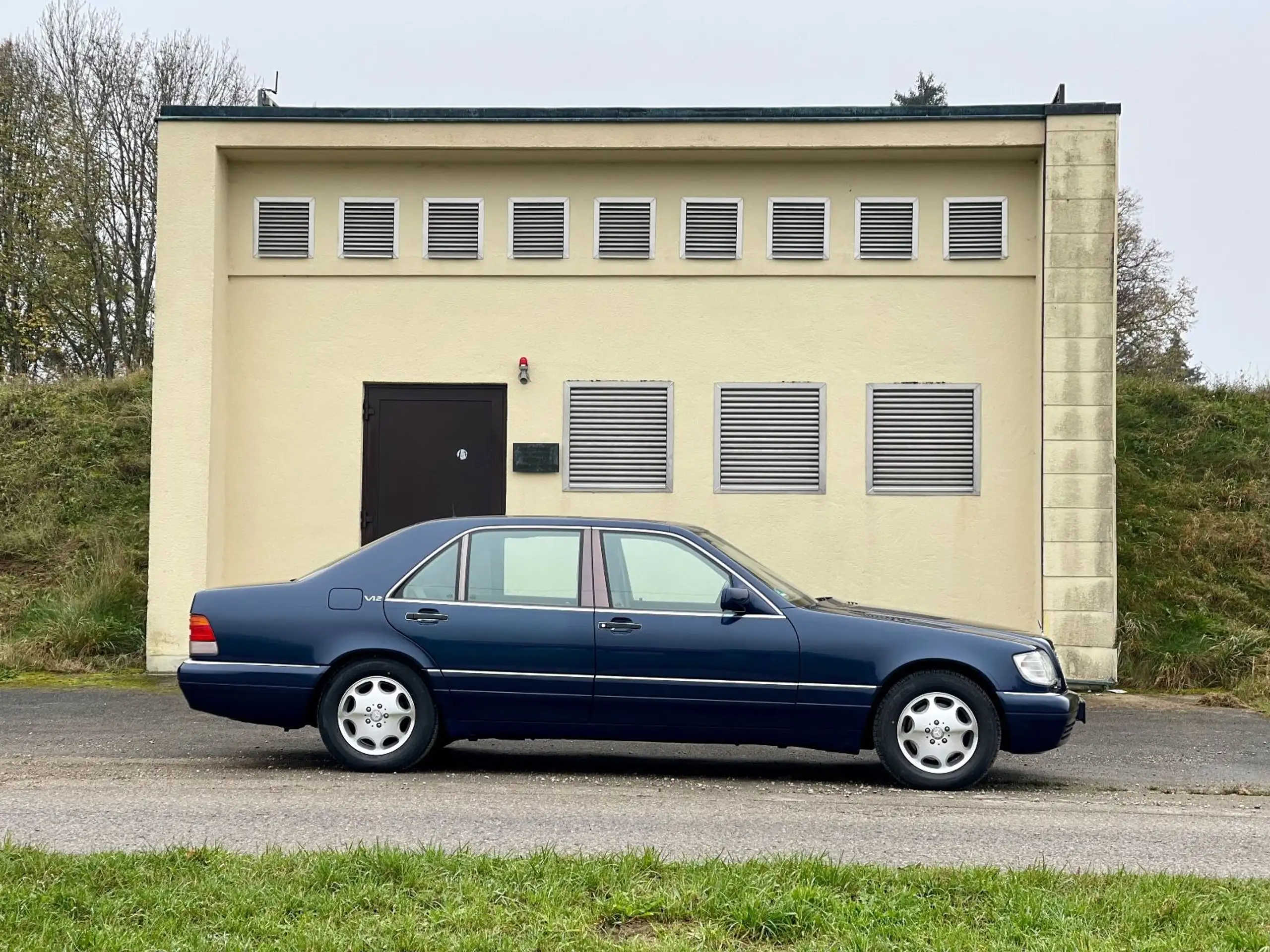 Mercedes-Benz - S 600