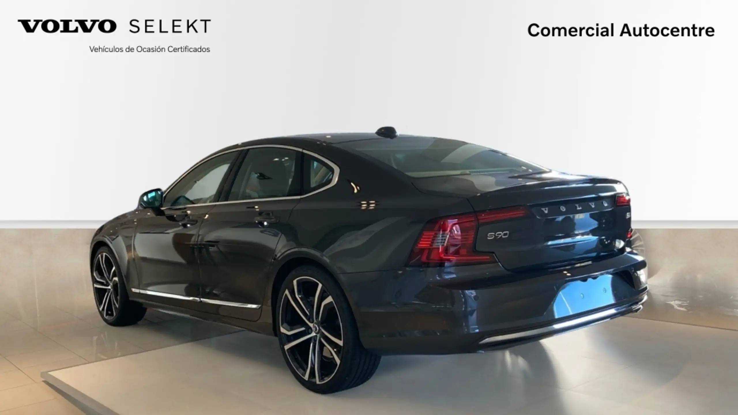 Volvo - S90